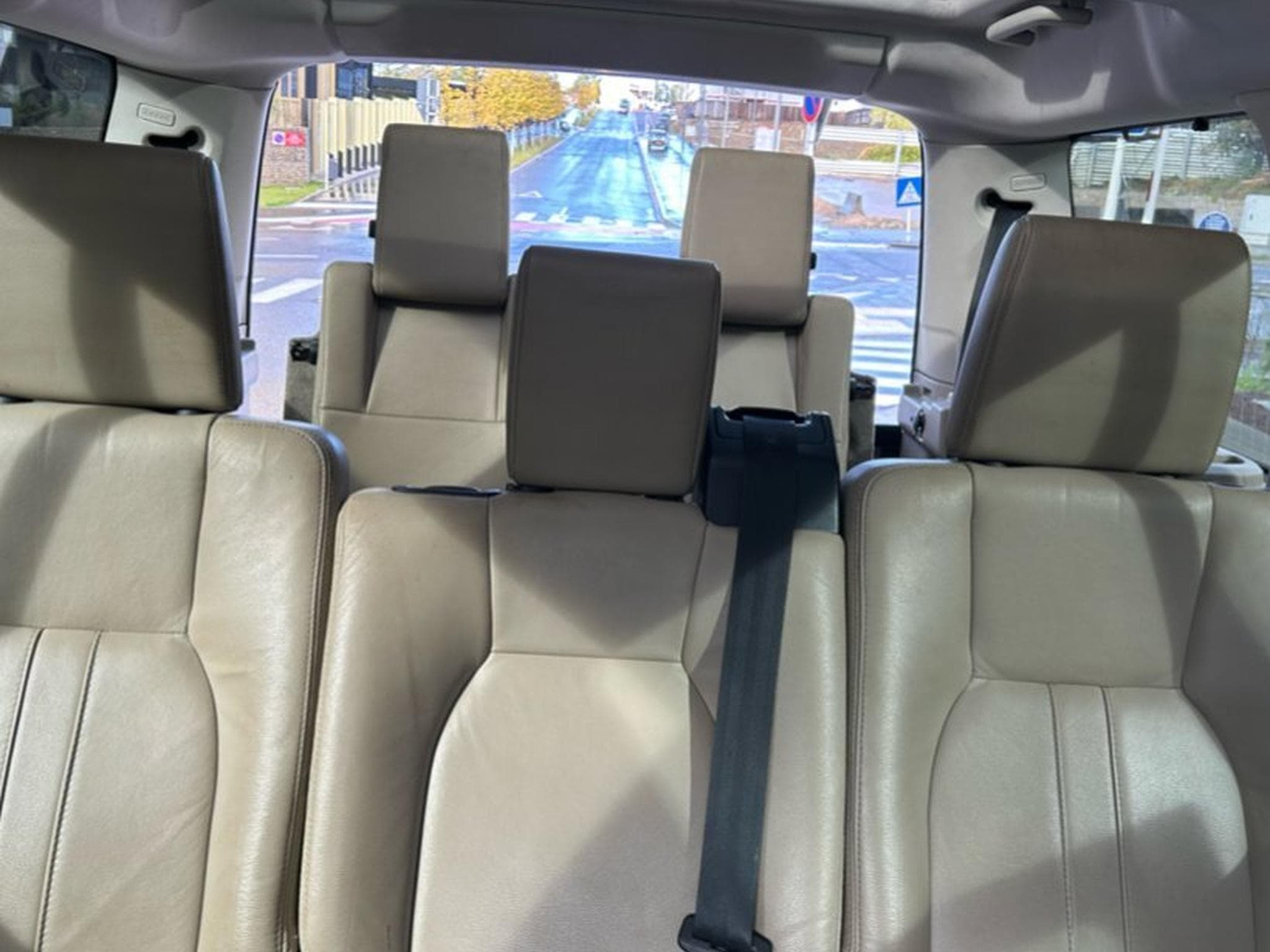 Land-Rover Discovery Discovery 4 - SDV6 HSE 3.0 (2012) - Foto 3