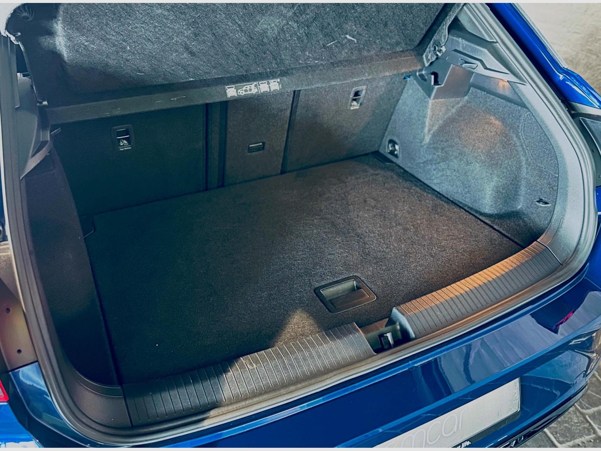 VW T-Roc T-ROC R TSI 4MOTION DSG (2020) - Photo 15