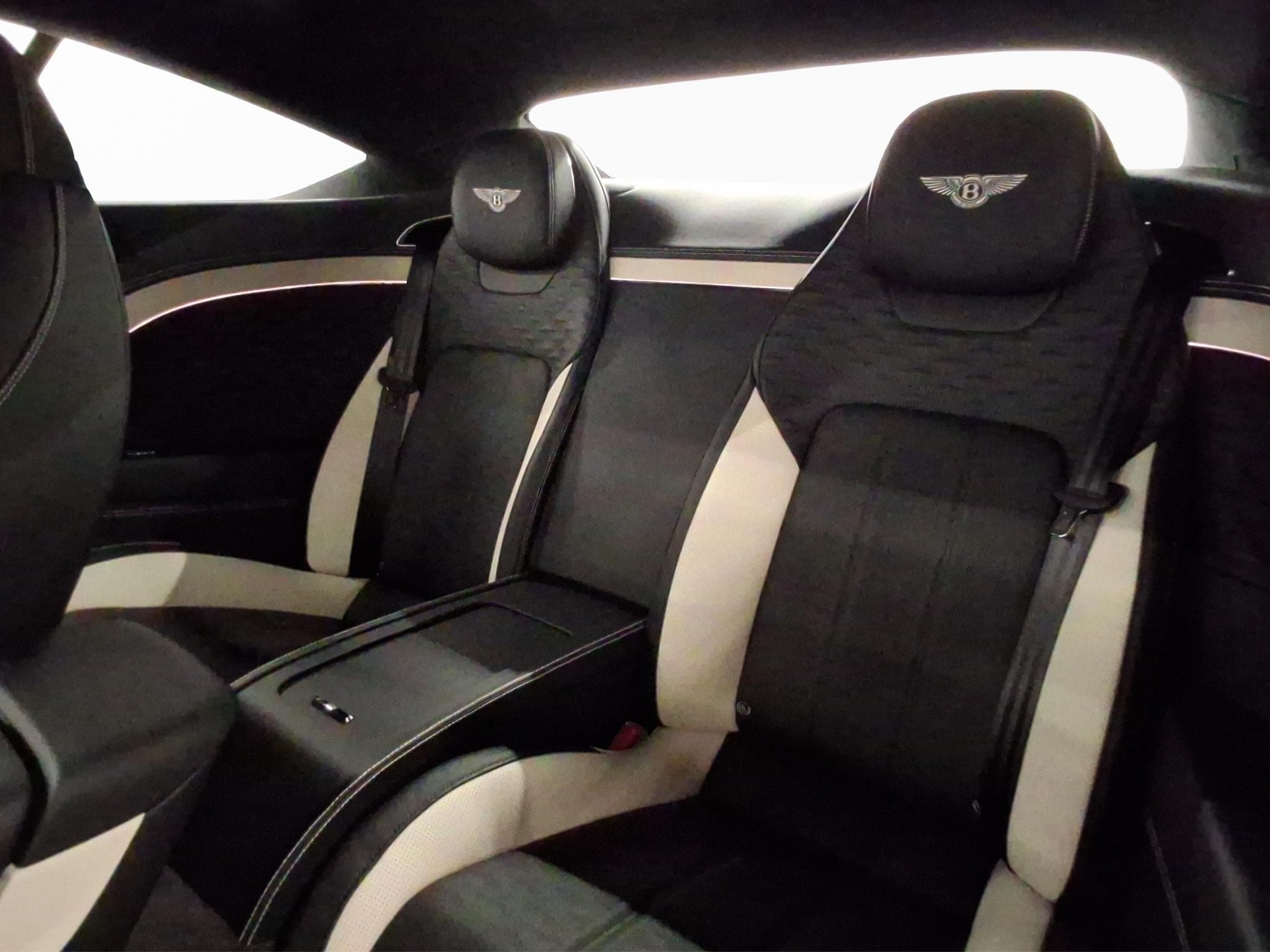 Bentley Continental GT GT S (2026) - Photo 13