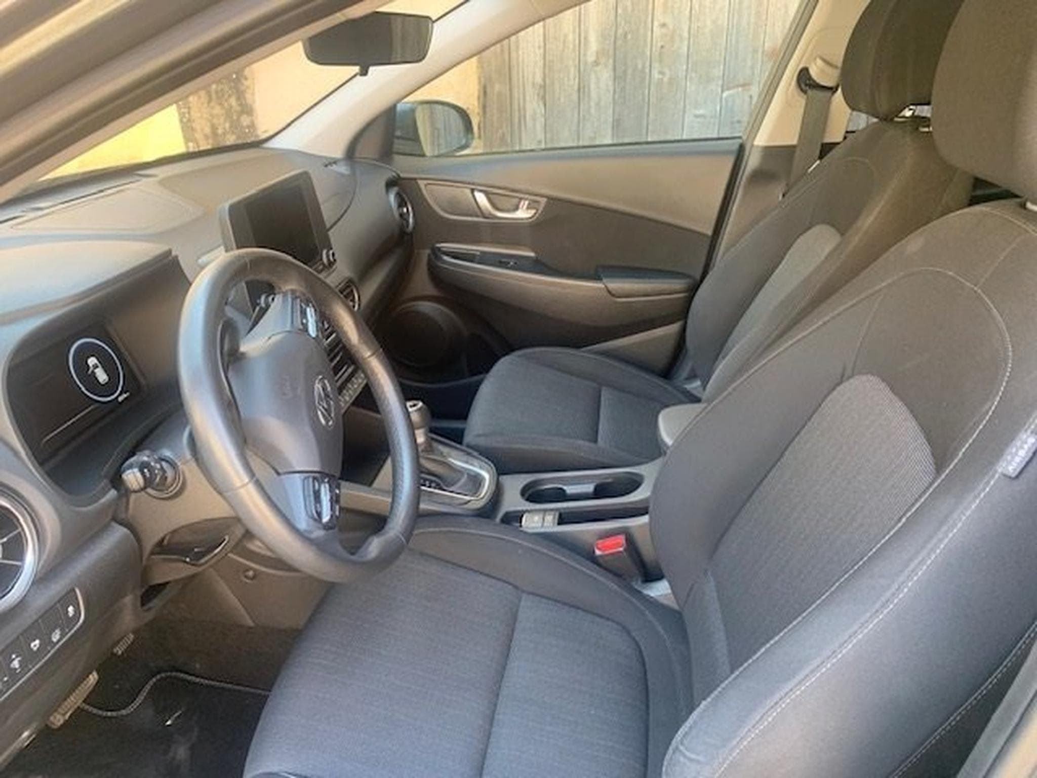 Hyundai Kona KONA 1.6 GDI 141 ch Hybrid Intuitive (2023) - Photo 3