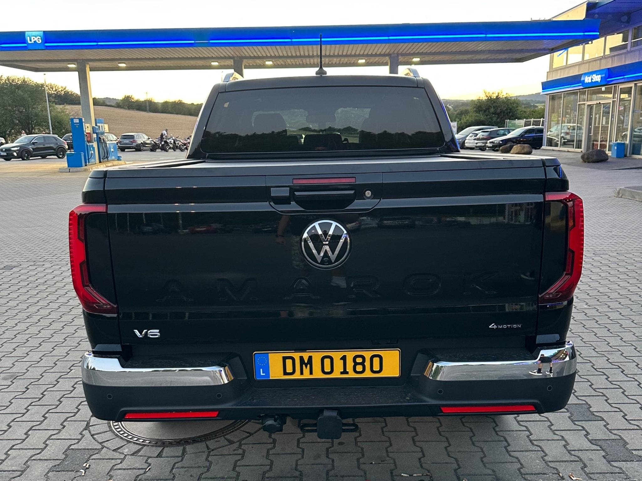 VW Amarok Aventura (2026) - Foto 3