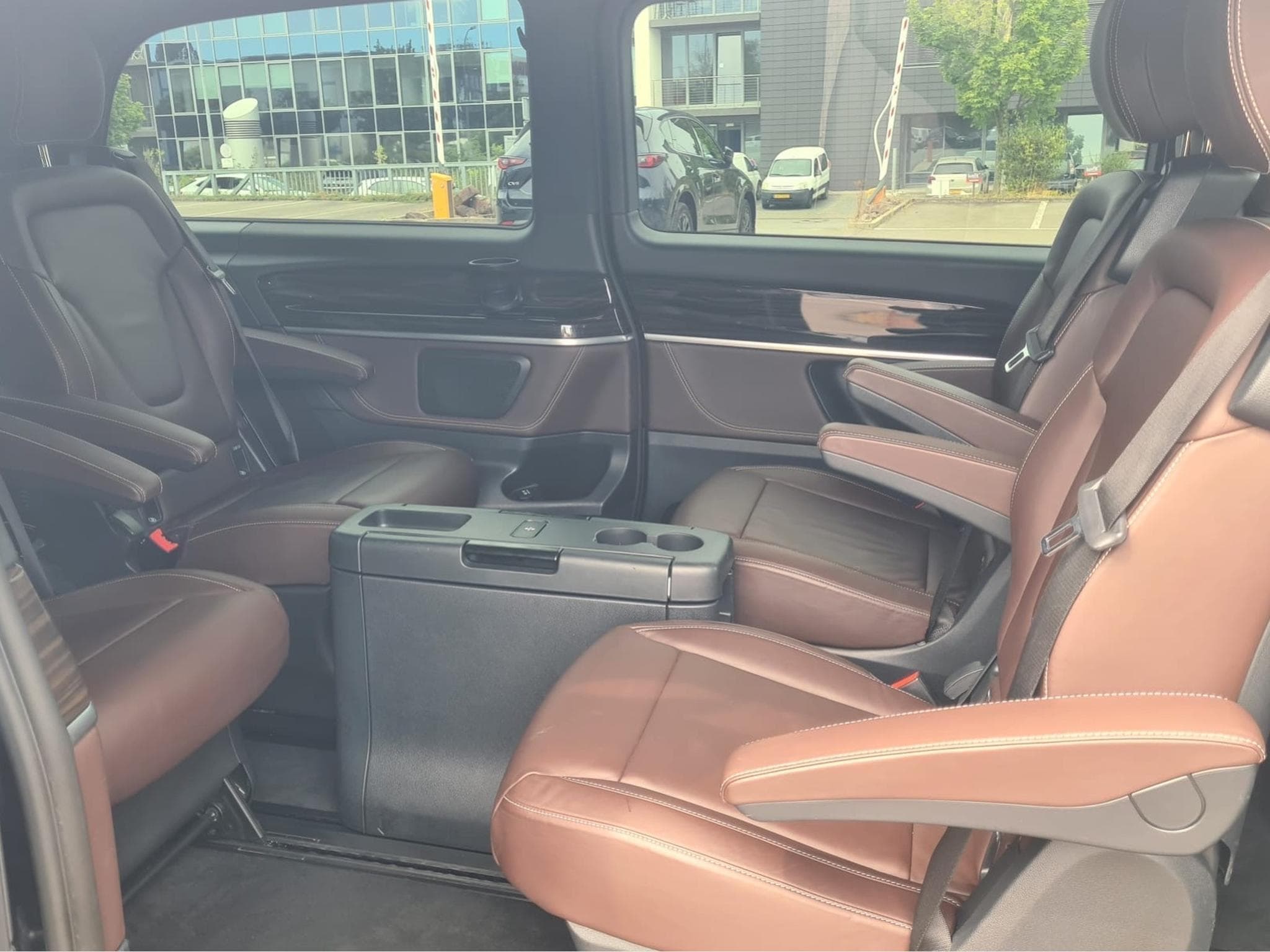 Mercedes V 250 (2026) - Foto 3