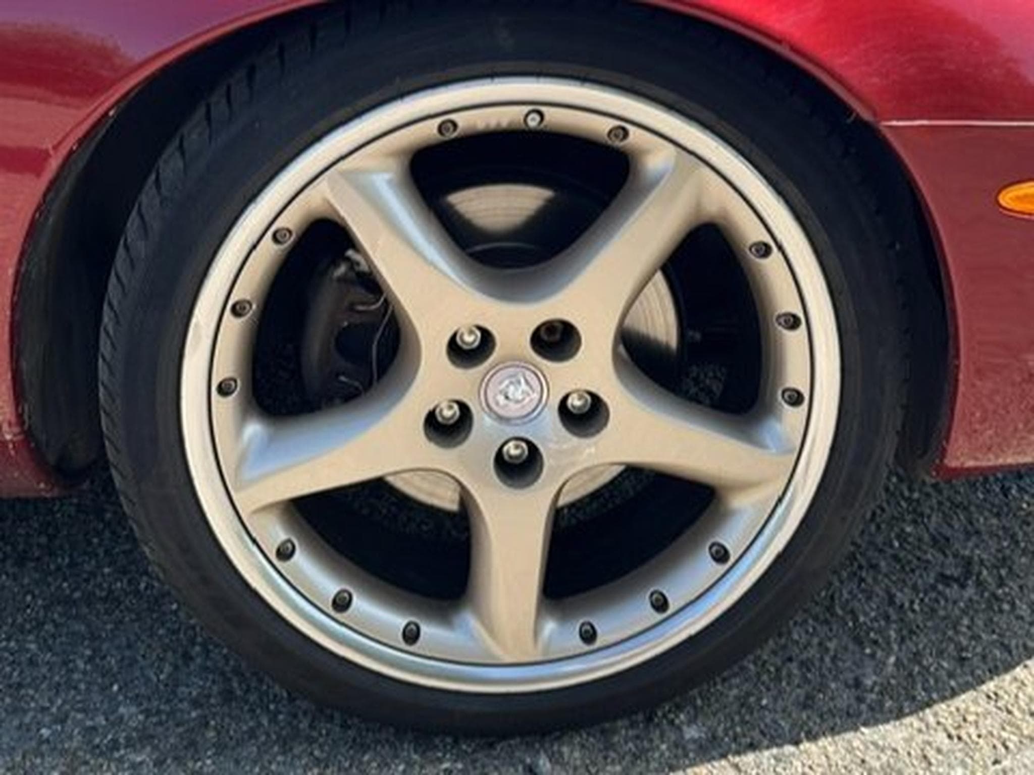 Jaguar XKR Coupé (1999) - Photo 8