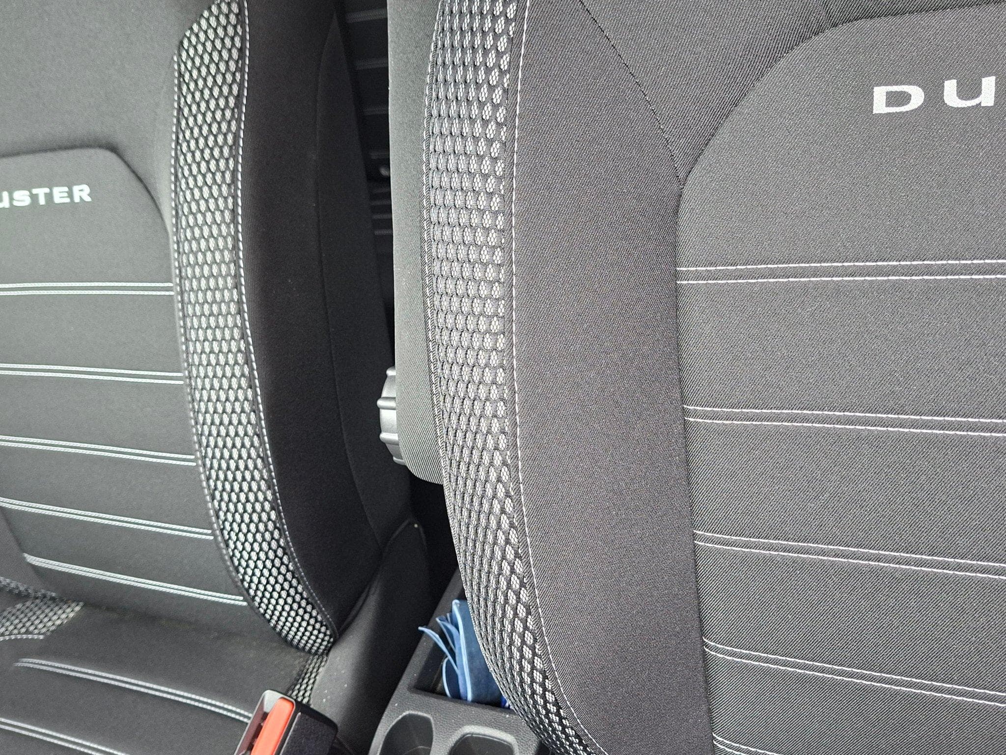 Dacia Duster DHE2 (2021) - Photo 5