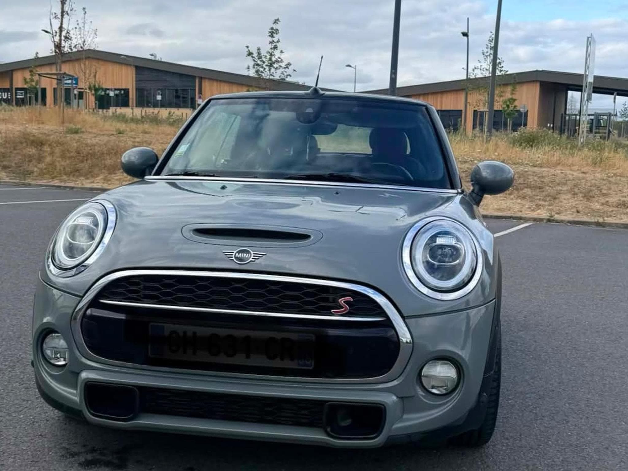 Mini Cabrio Cooper (2018) - Photo 3