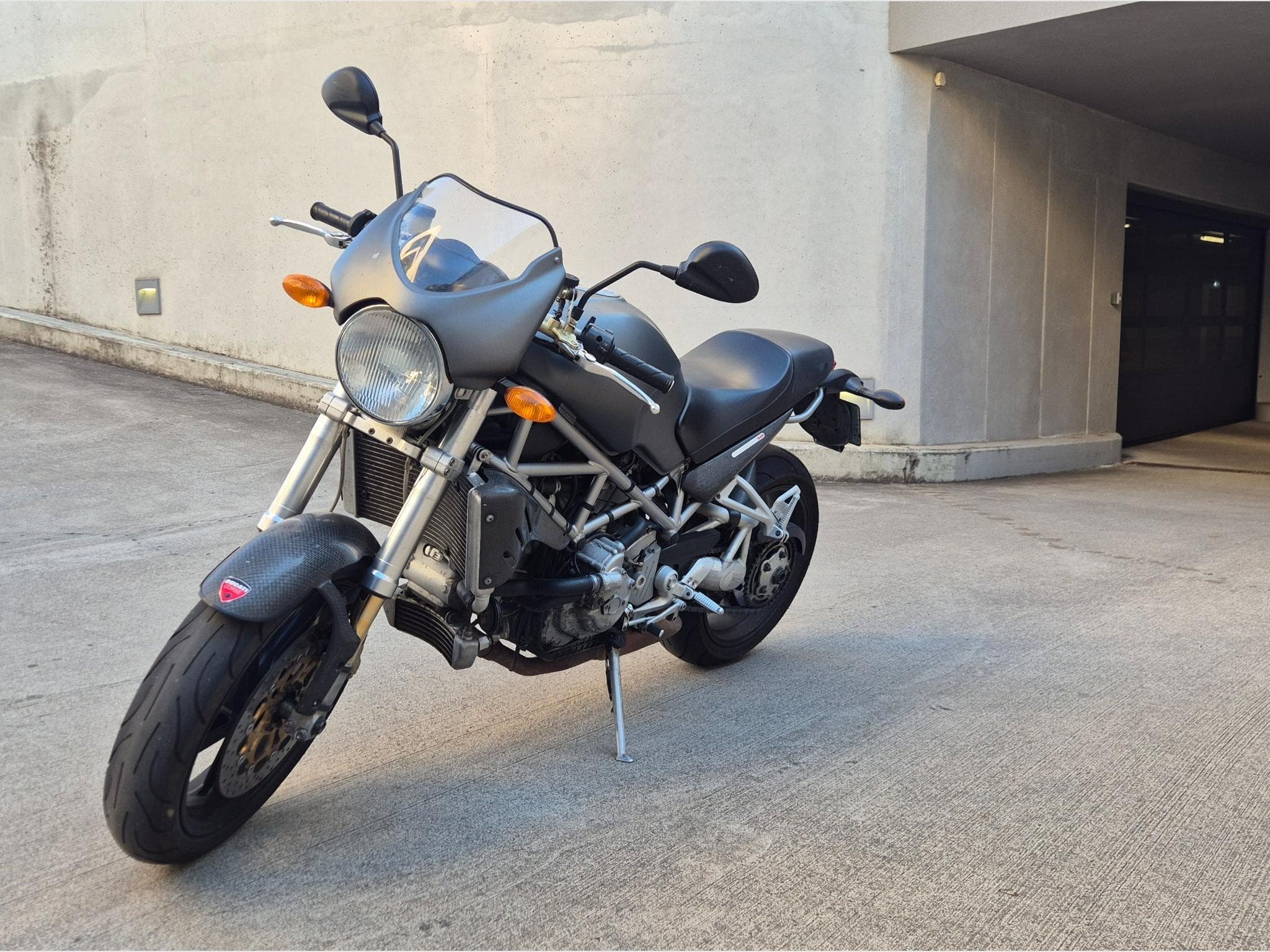Ducati Monster S4R (2004) - Photo 3