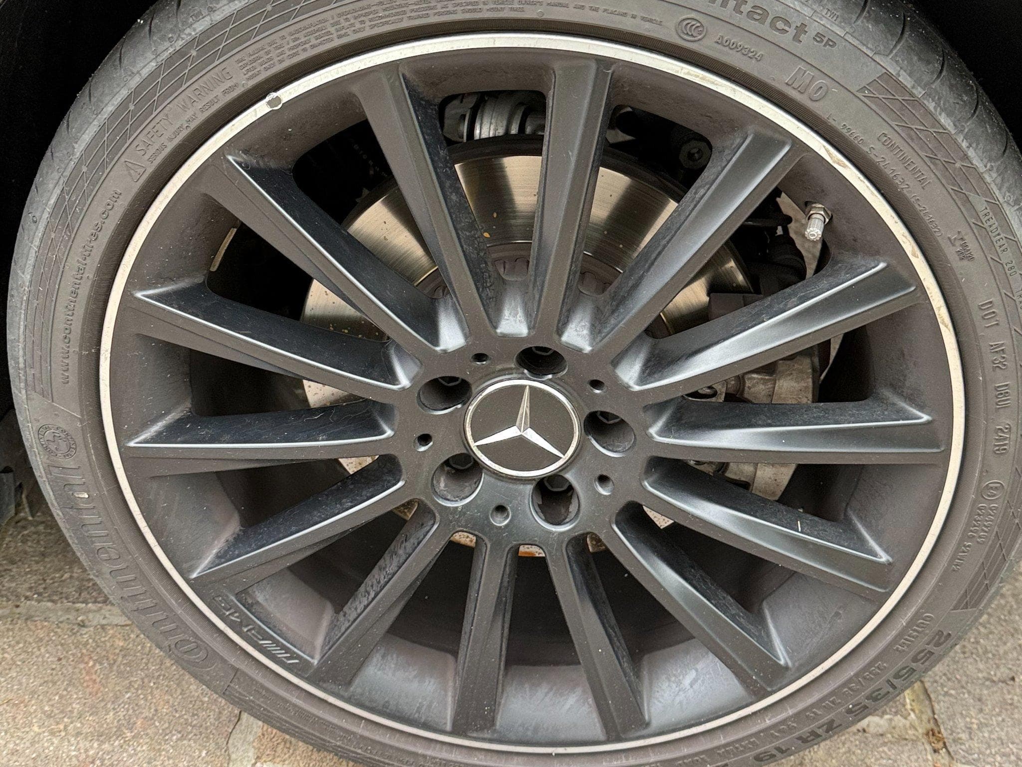 Mercedes C 43 AMG (2019) - Photo 9