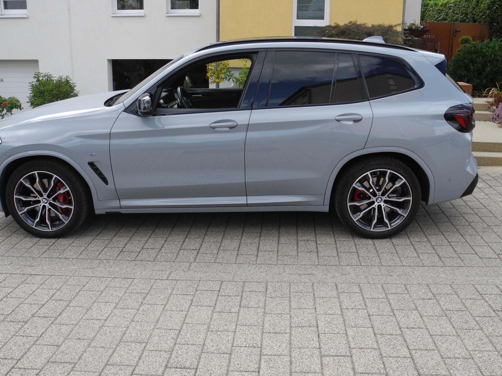 BMW X3M X3m40D (2023) - Photo 3