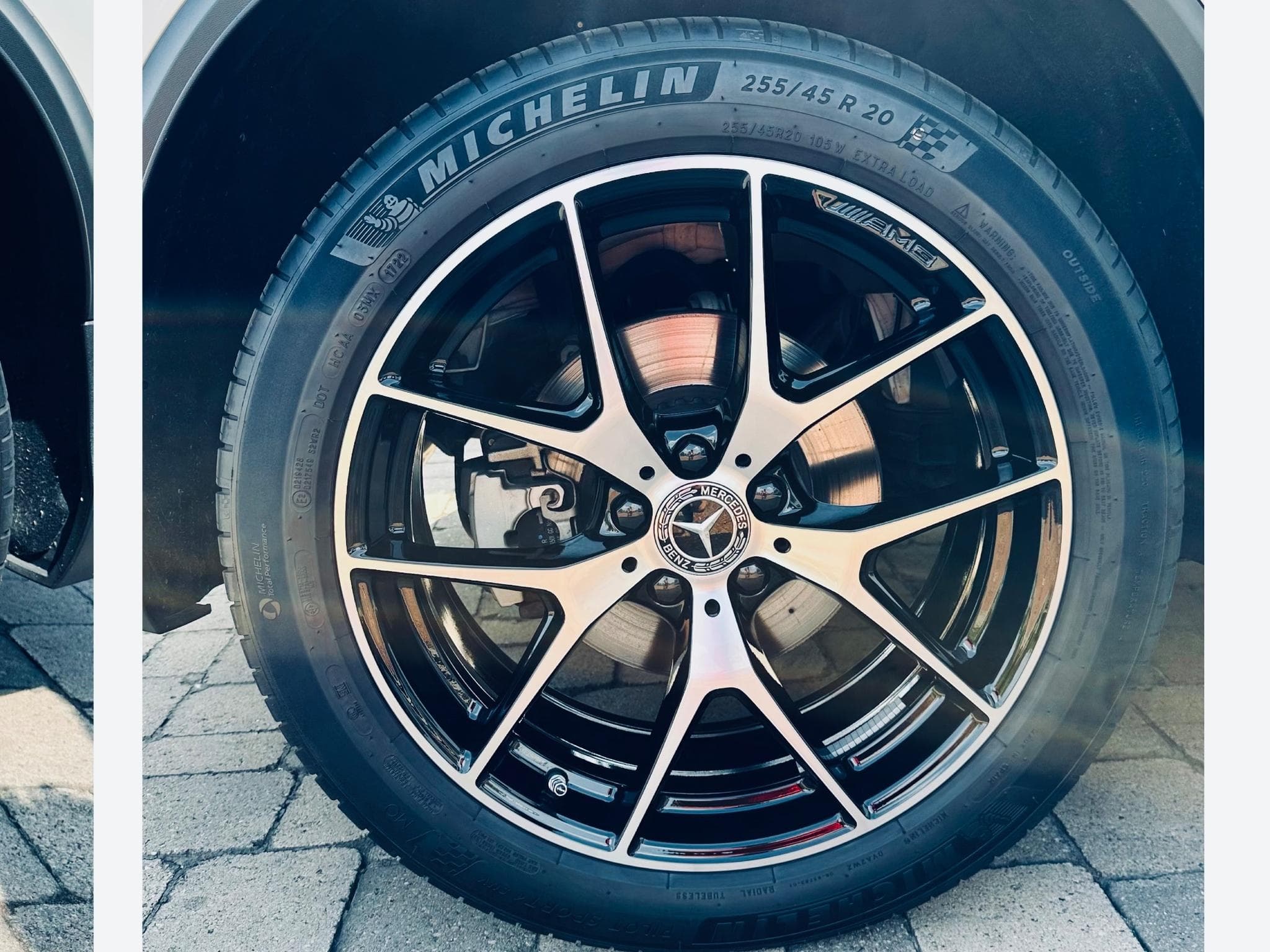 Mercedes GLC 200 AMG-Line 4Matic Mild Hybrid (2022) - Photo 12