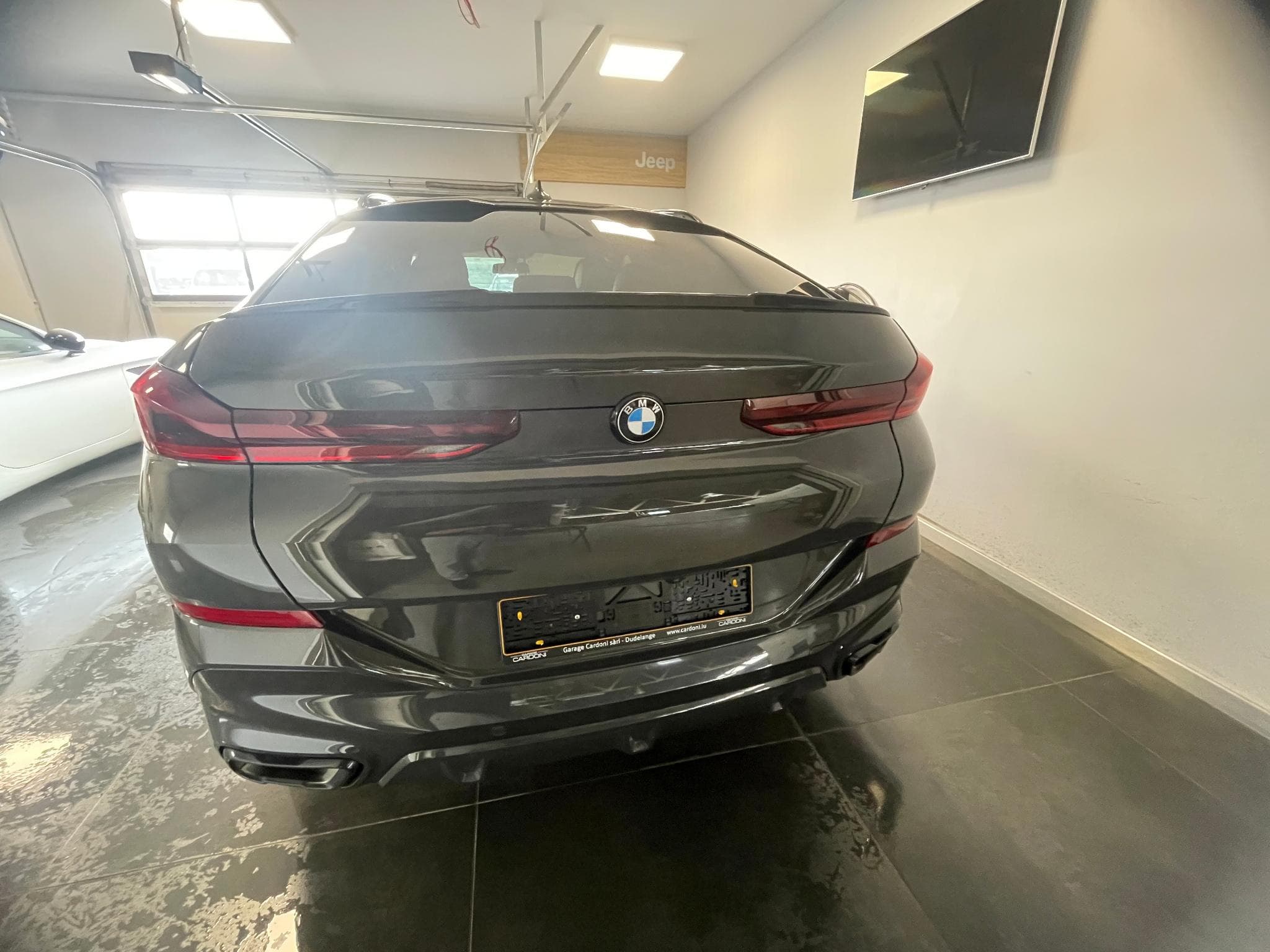BMW X6M XDRIVE 40D (2023) - Photo 5