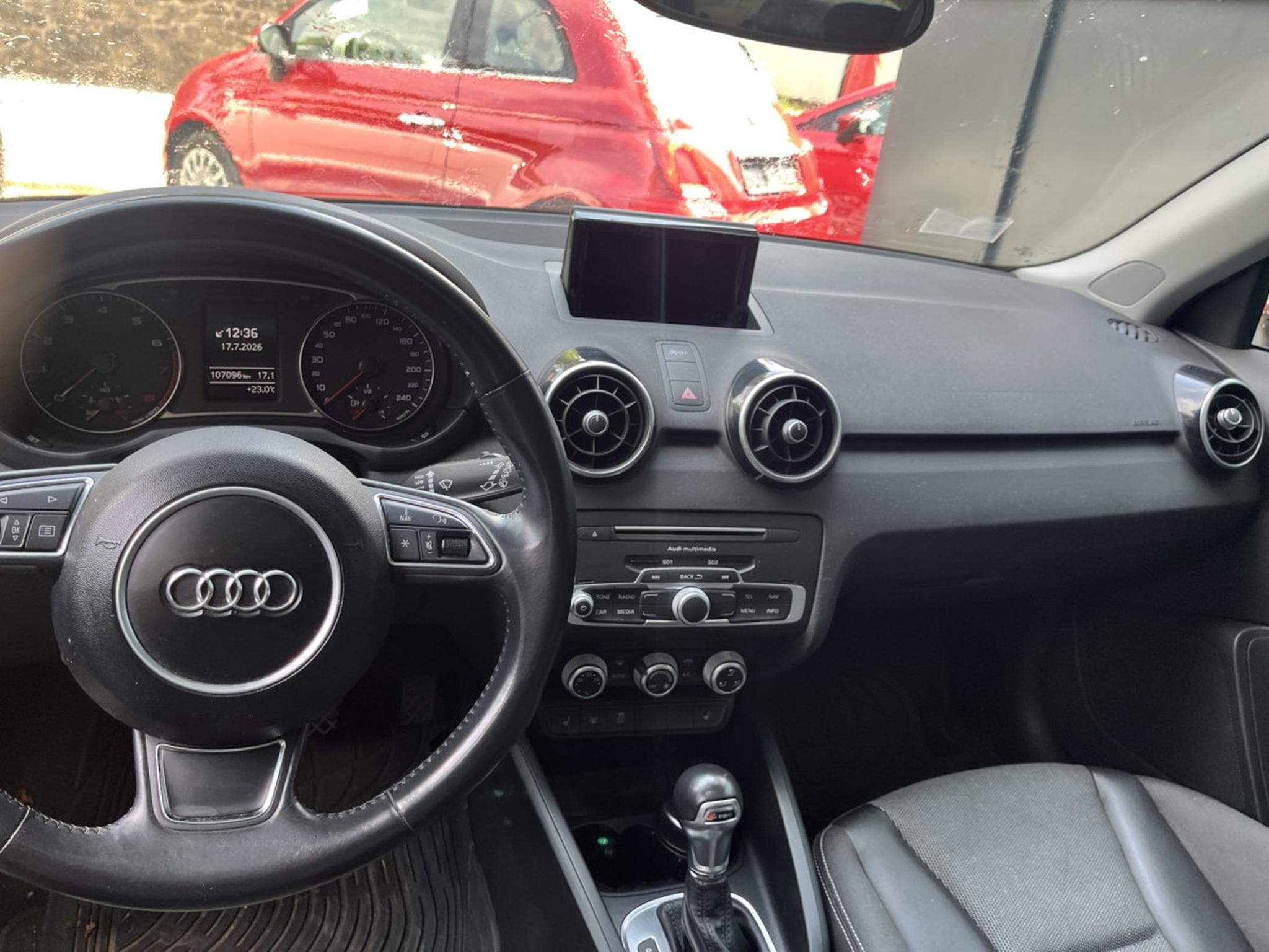Audi A1 1.0 tsi S- tronic S-line (2016) - Foto 9