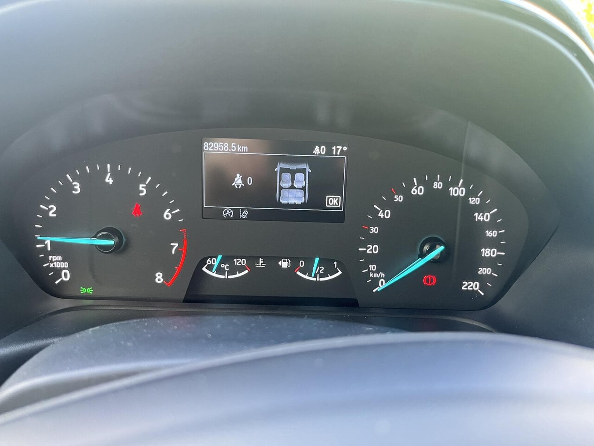 Ford Fiesta TITANIUM - 5 P - sièges, volant et pare brise chauffants, et (2021) - Foto 15