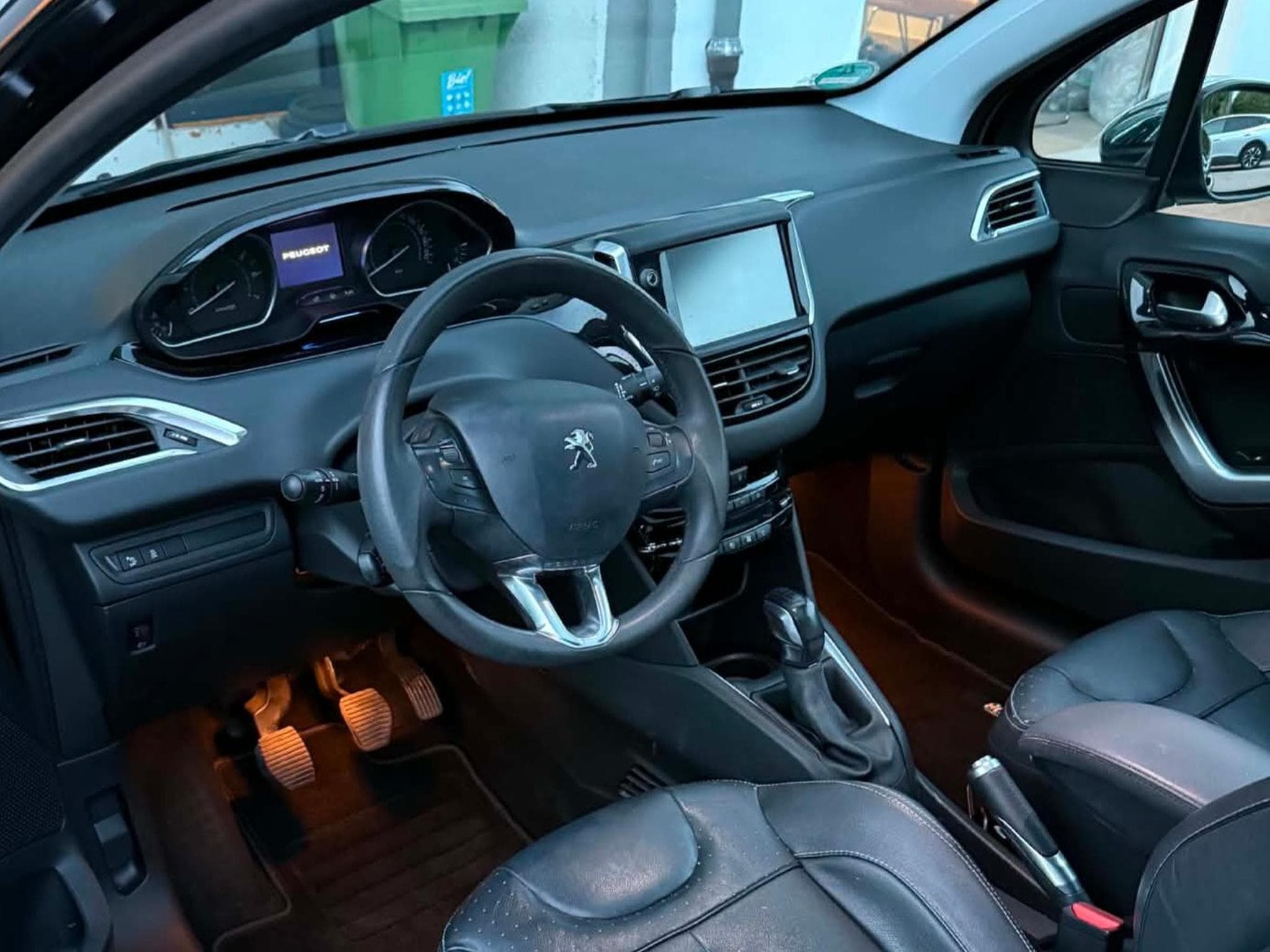 Peugeot 208 (2013) - Photo 3