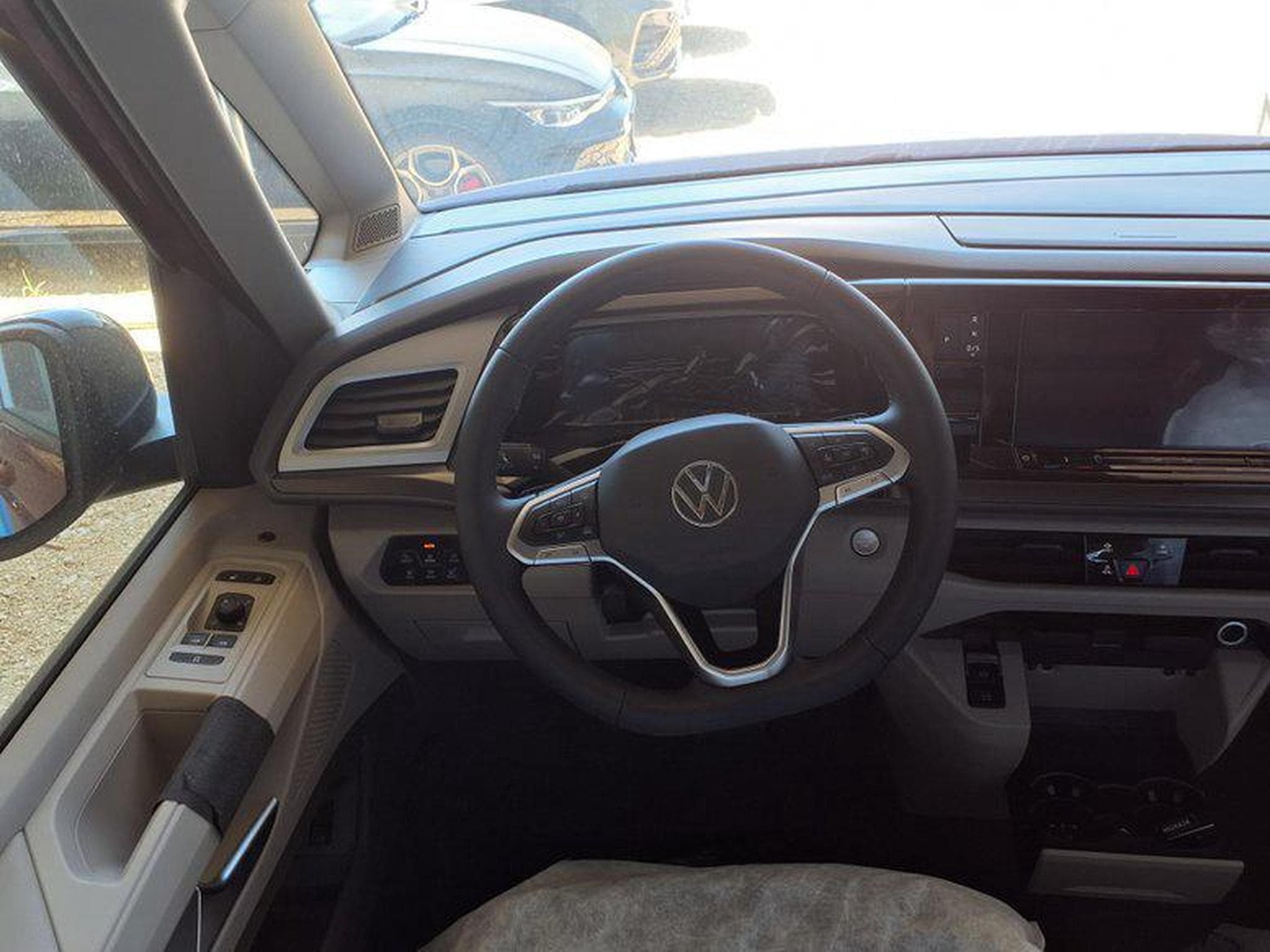 VW T7 Business KÜ 2.0 TDI 7-Gang-DSG (2026) - Photo 8