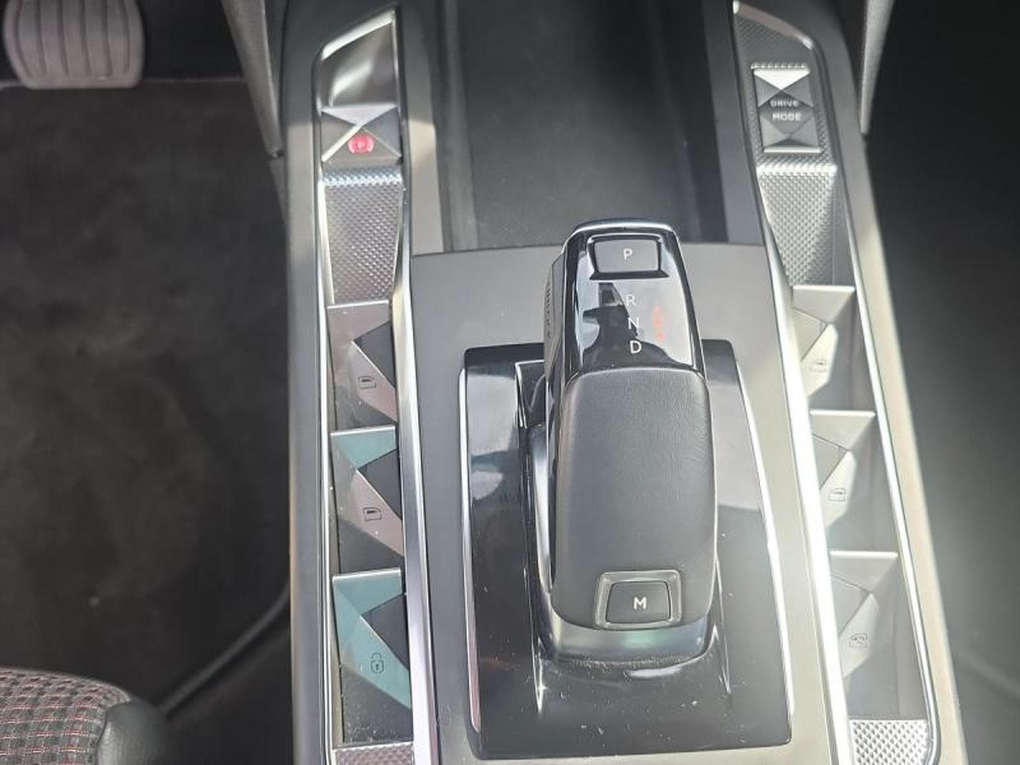 DS Automobiles DS3 PureTech 130ch Performance Line + Automatique (2023) - Photo 12