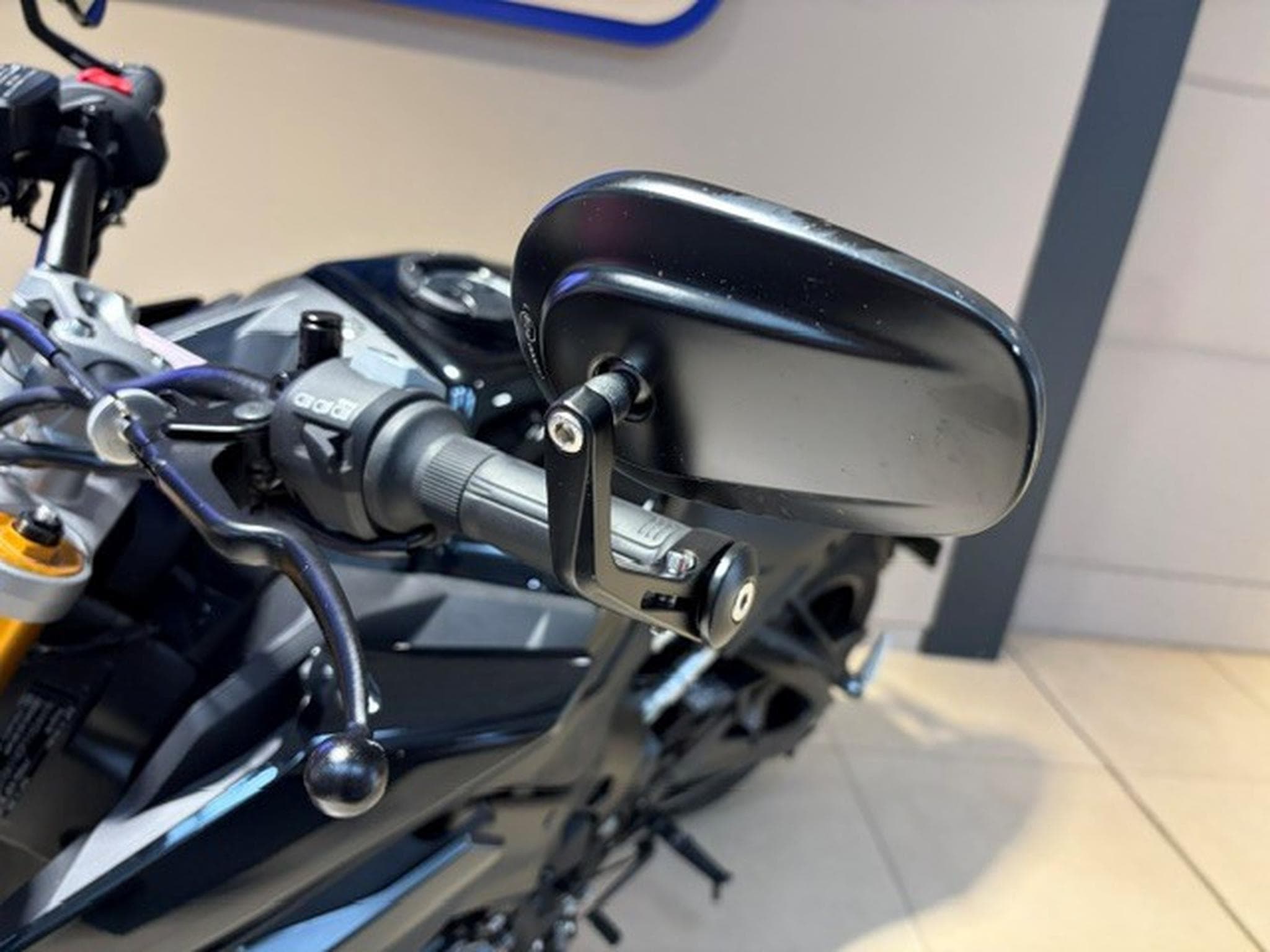Suzuki GSX-S (2023) - Foto 13