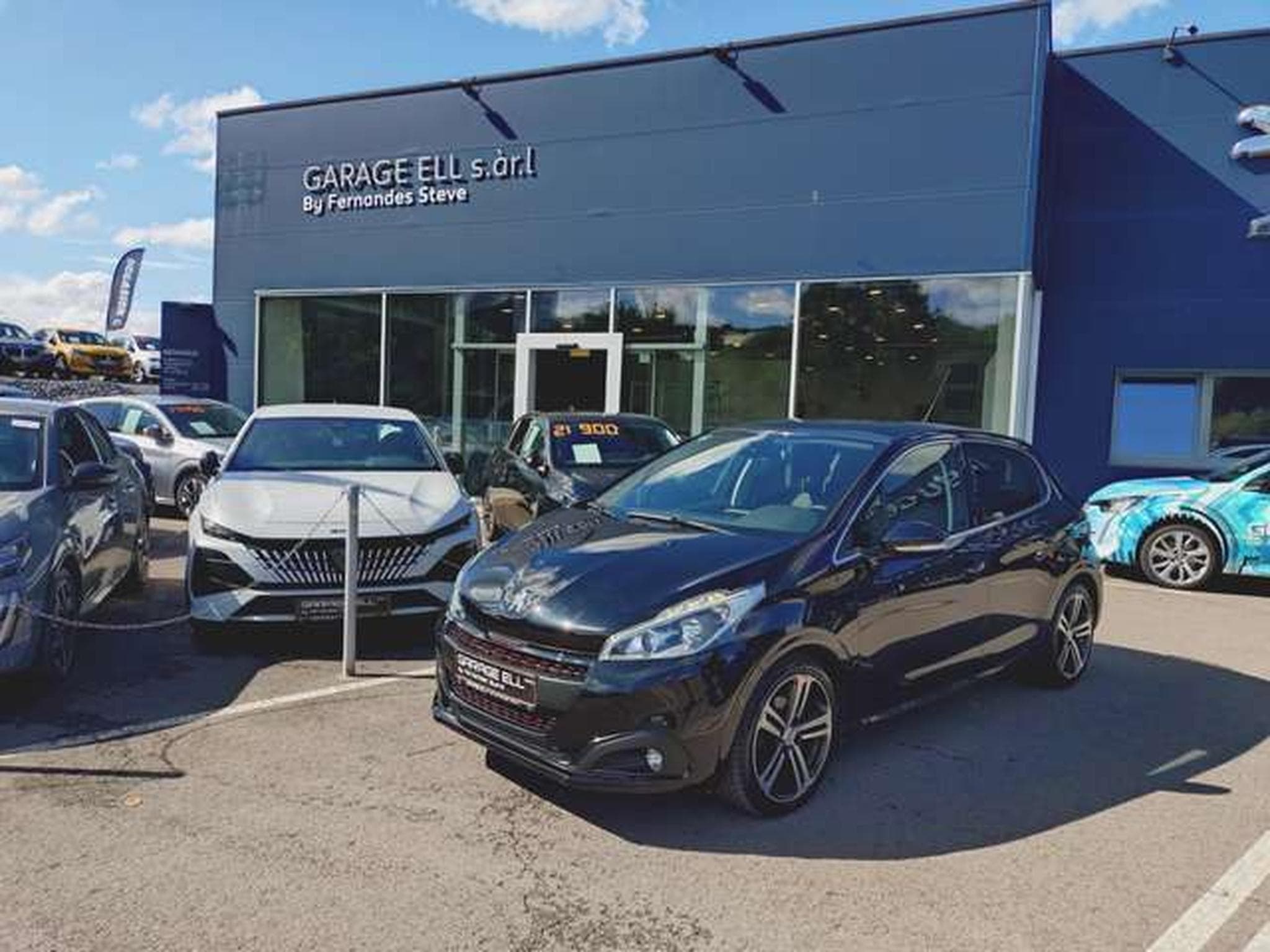 Peugeot 208 GT-LINE (2017) - Photo 10