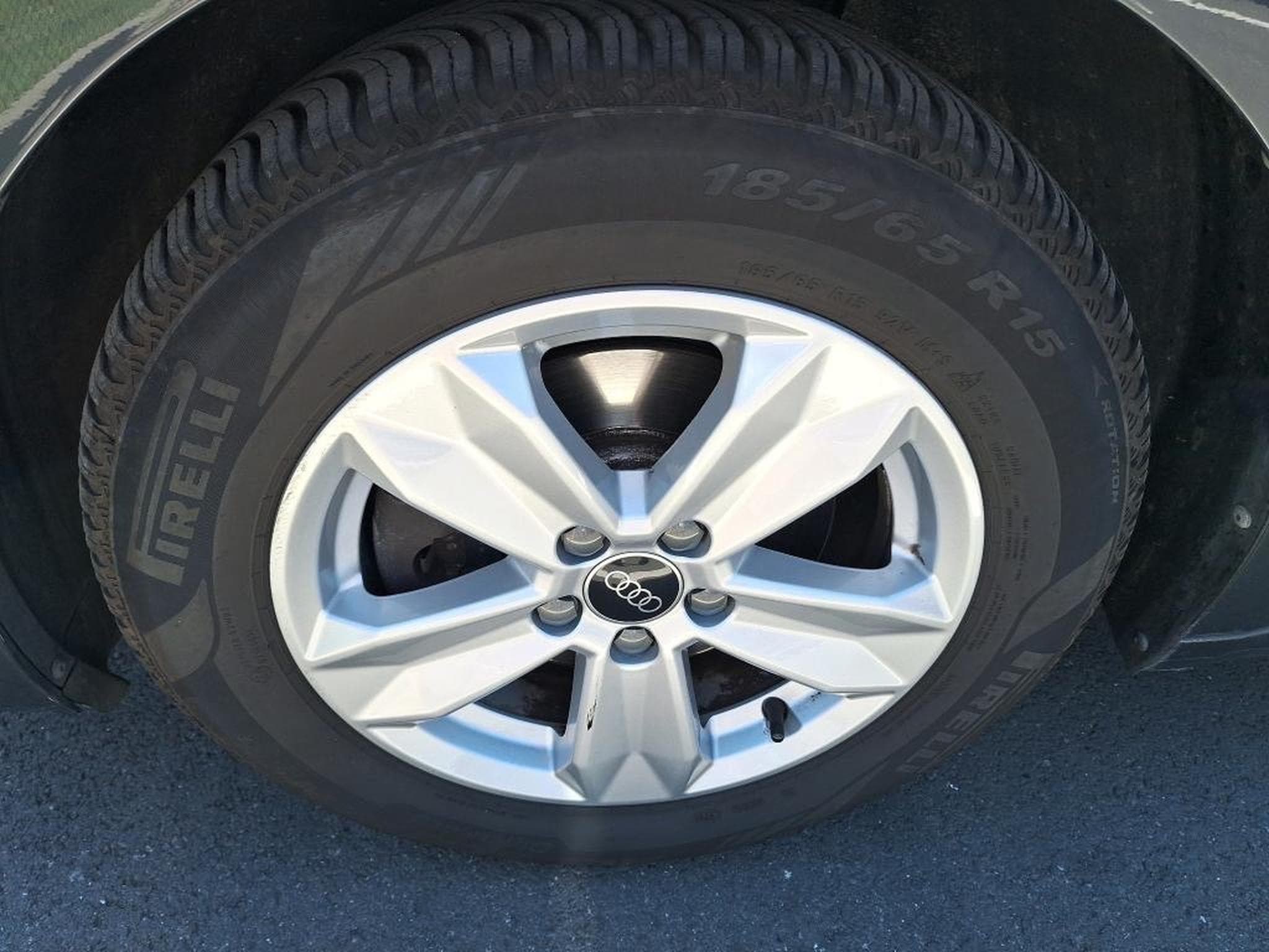 Audi A1 1.0 30 TFSI ATTRACTION (2023) - Photo 11