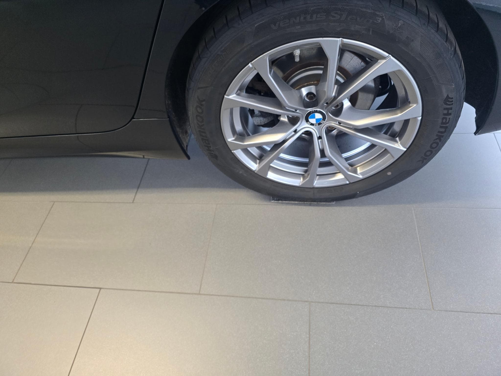 BMW 320 d Touring Sport-Line, Attache (2021) - Photo 6