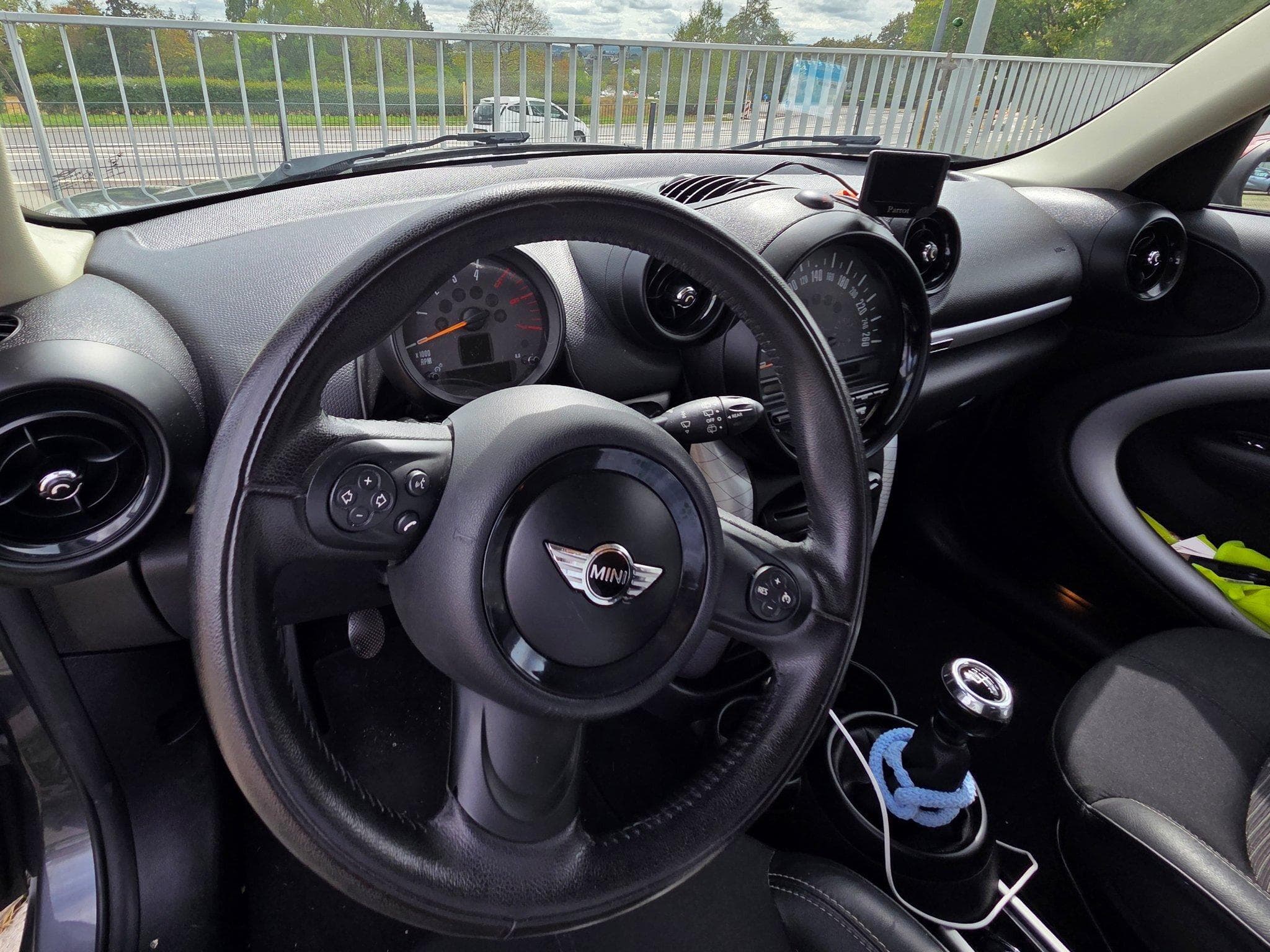 Mini Countryman Copper D All (2014) - Photo 3