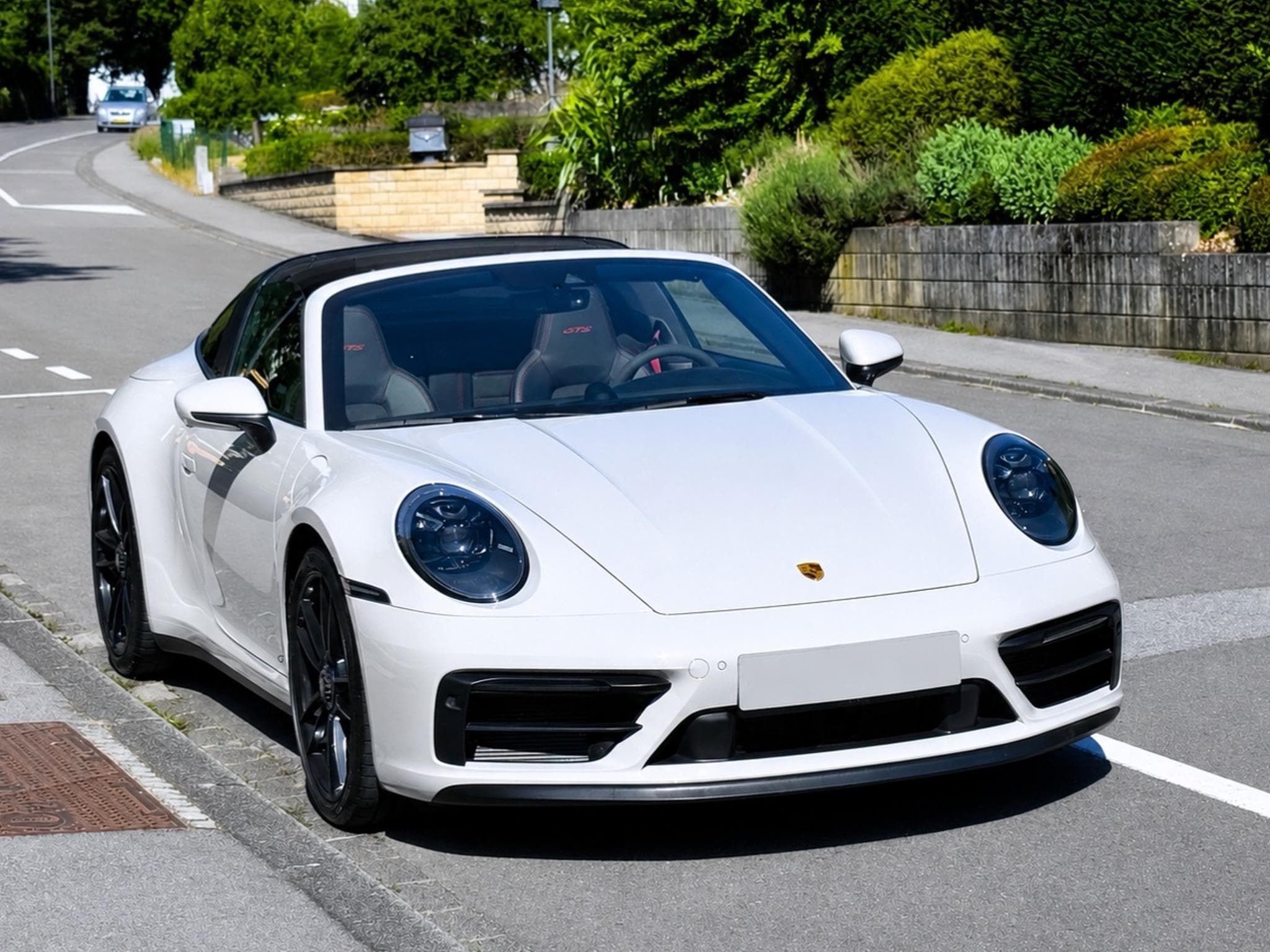 Porsche 911 TARGA GTS (2024) - Photo 1