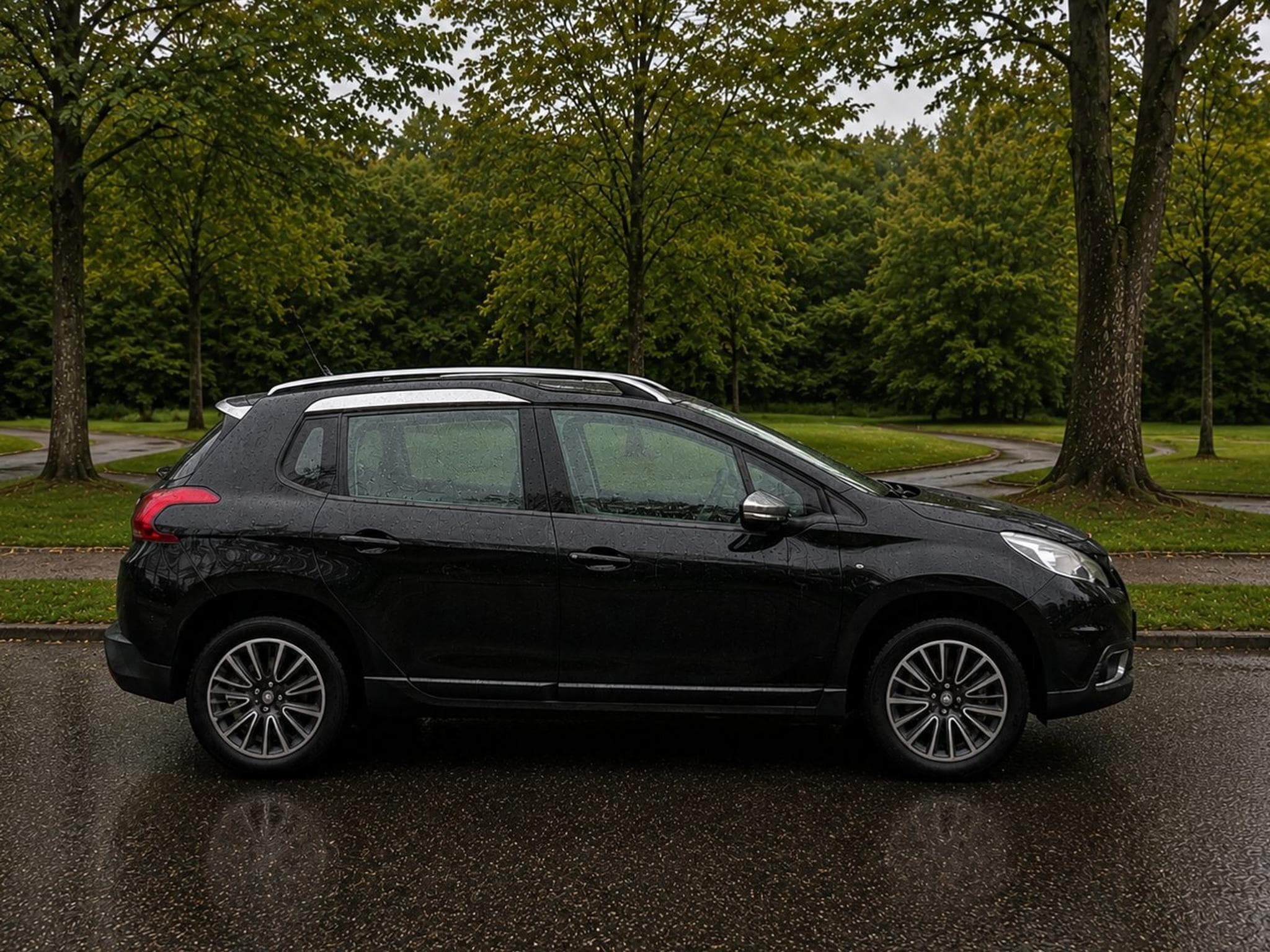 Peugeot 2008 Active 1,2l 82PS *CITY*KLIMA*PDC* 8-FACH (2018) - Photo 3