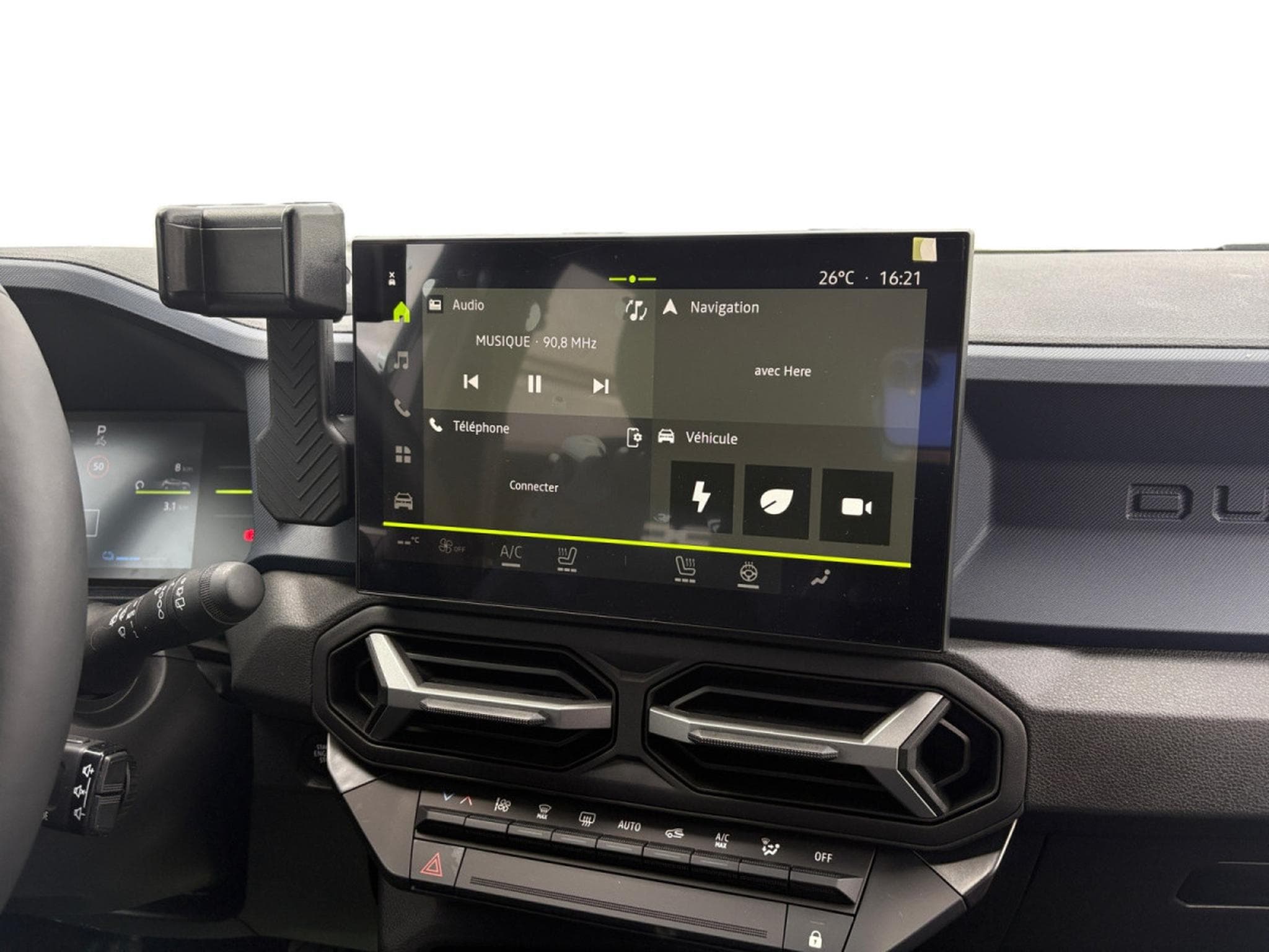 Dacia Duster 1.6 Hybrid Journey (2025) - Photo 14