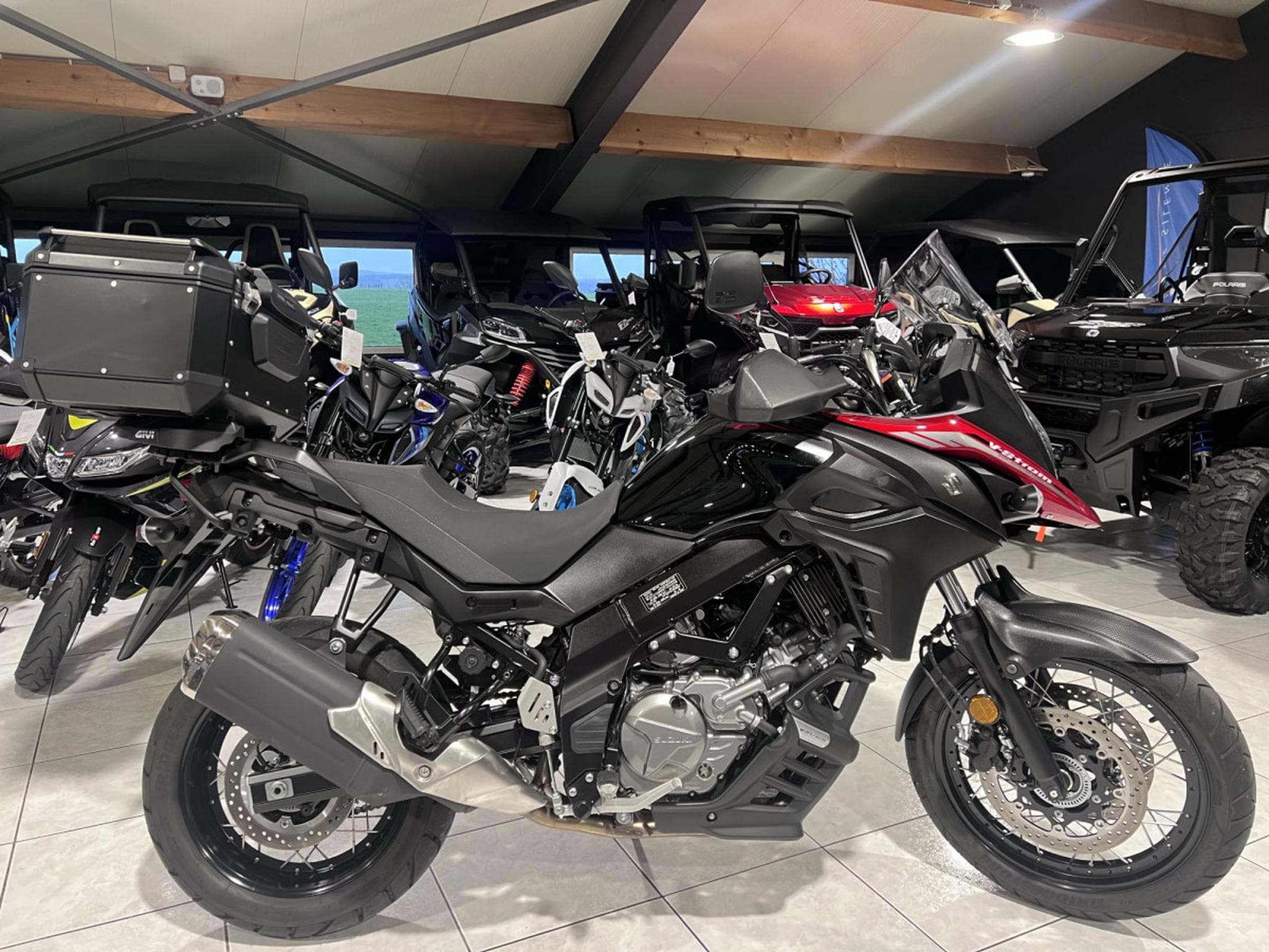 QJmotor SRT 700 SX TOURING (2026) - Photo 8