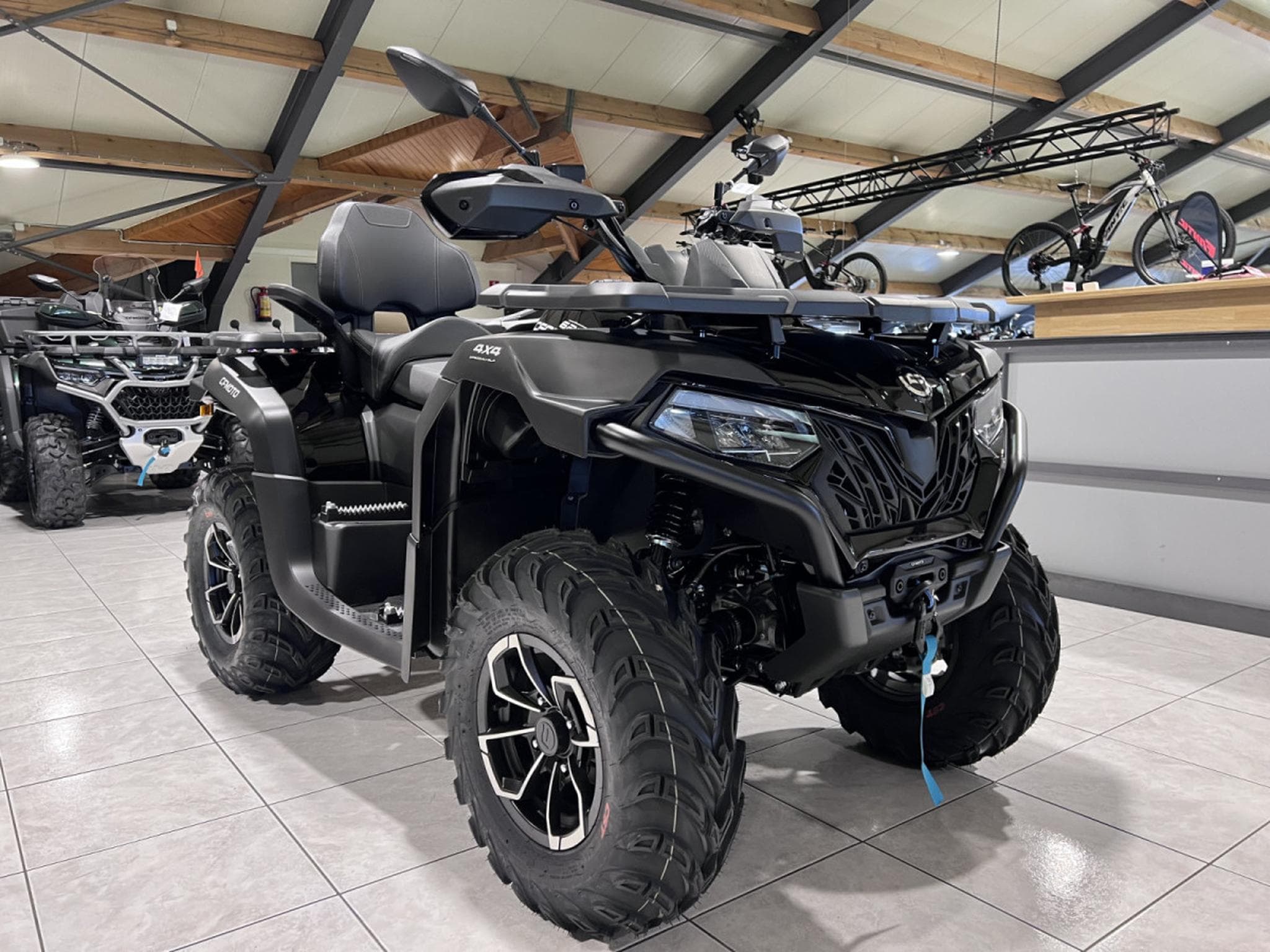 CF Moto CForce 625 Touring Agri ABS T3 (2026) - Photo 7