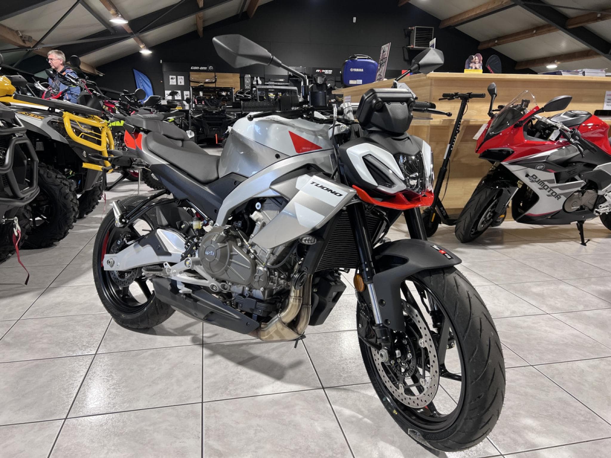 Aprilia Tuono 457 (2026) - Photo 7