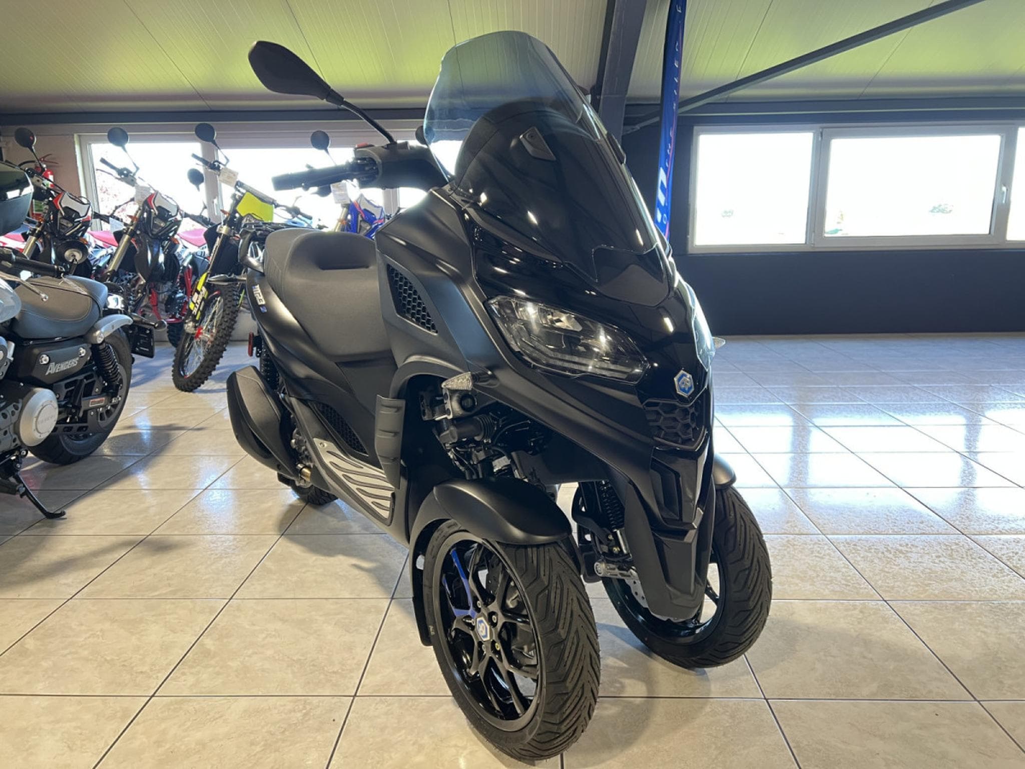 Piaggio MP3 310 SPORT (2026) - Photo 7