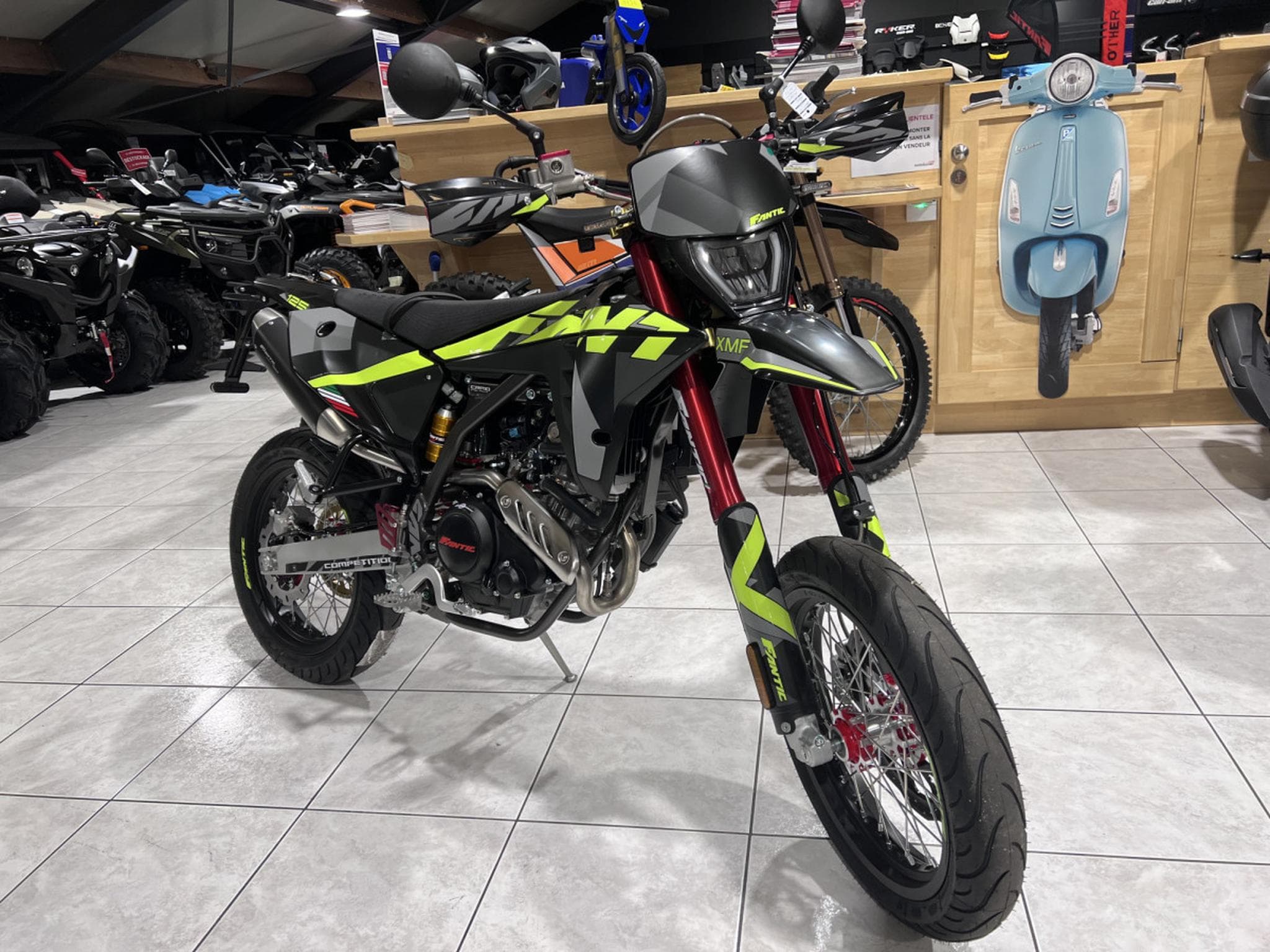 Fantic Motard XMF 4T COMPETITION (2026) - Photo 7