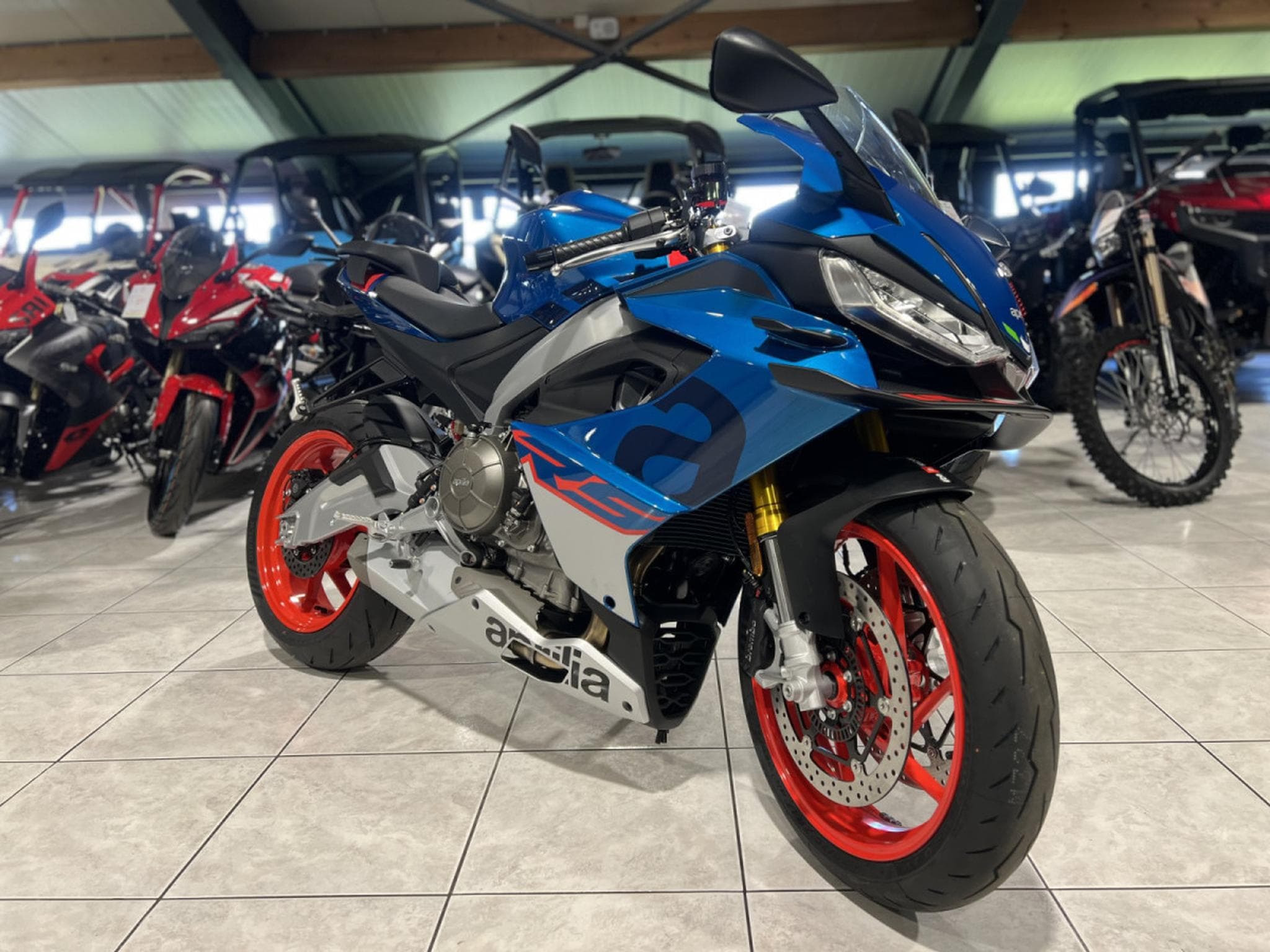 Aprilia RS Blue Marlin aussi en 35 KW (2026) - Foto 7