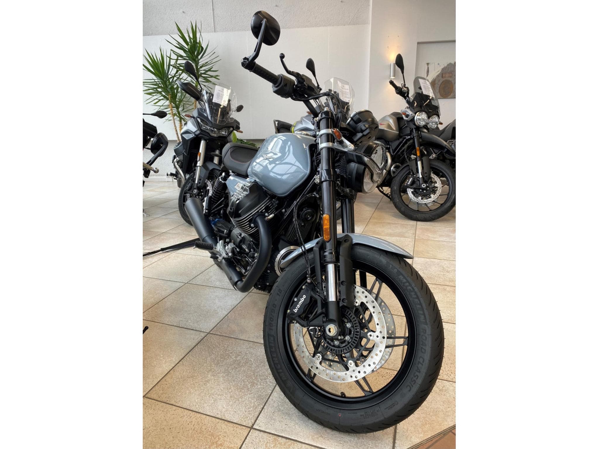 Moto Guzzi V7 SPORT (2026) - Photo 6