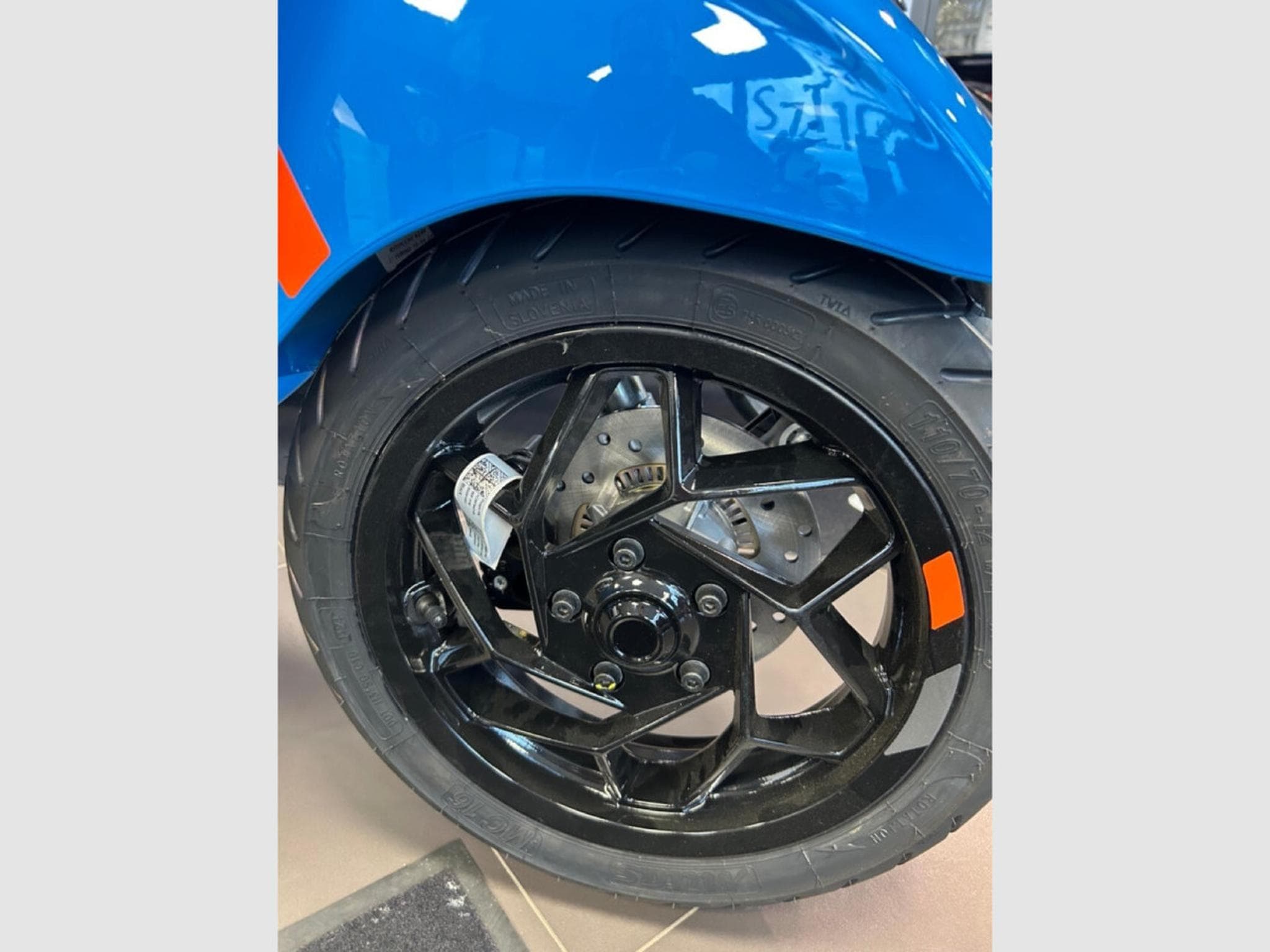 Vespa Sprint (2026) - Photo 10
