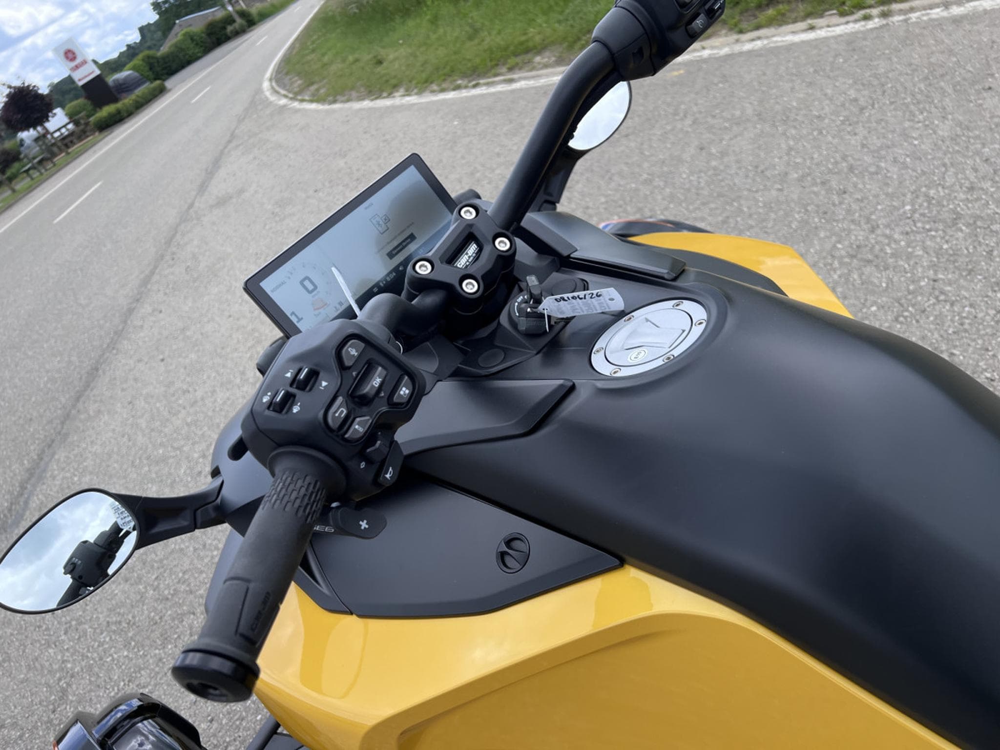 BRP Can-Am Spyder 1330 (2026) - Photo 7