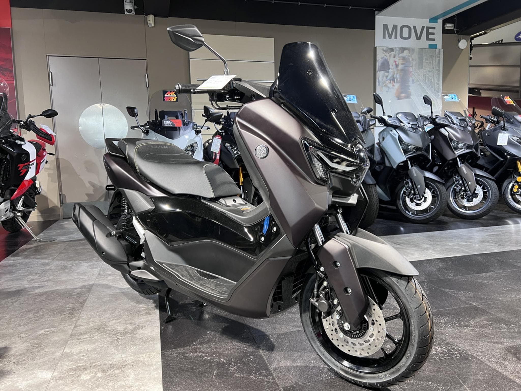 Yamaha N-Max Tech Max 125 (2026) - Photo 7