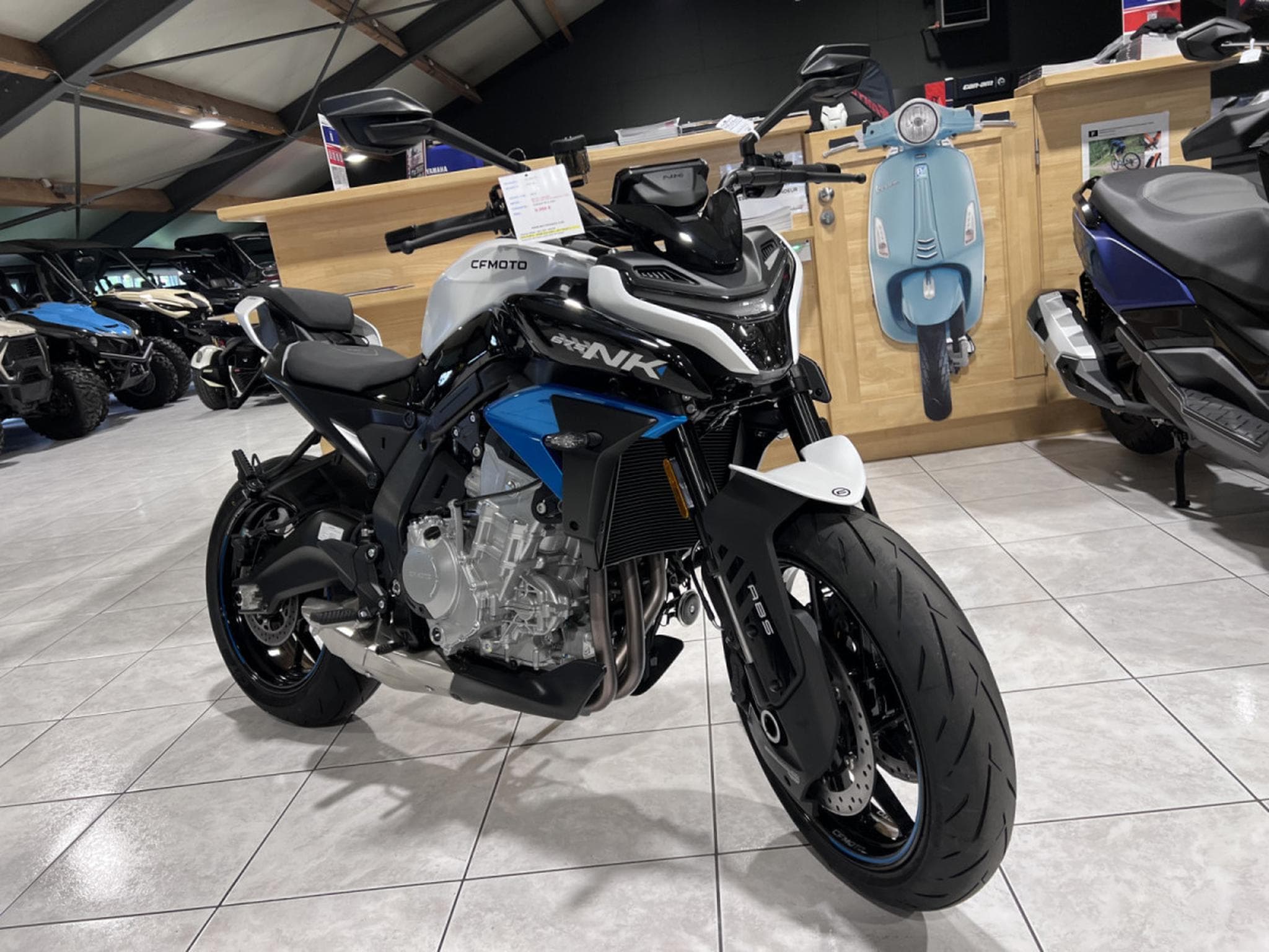 CF Moto 675 NK (2026) - Photo 7