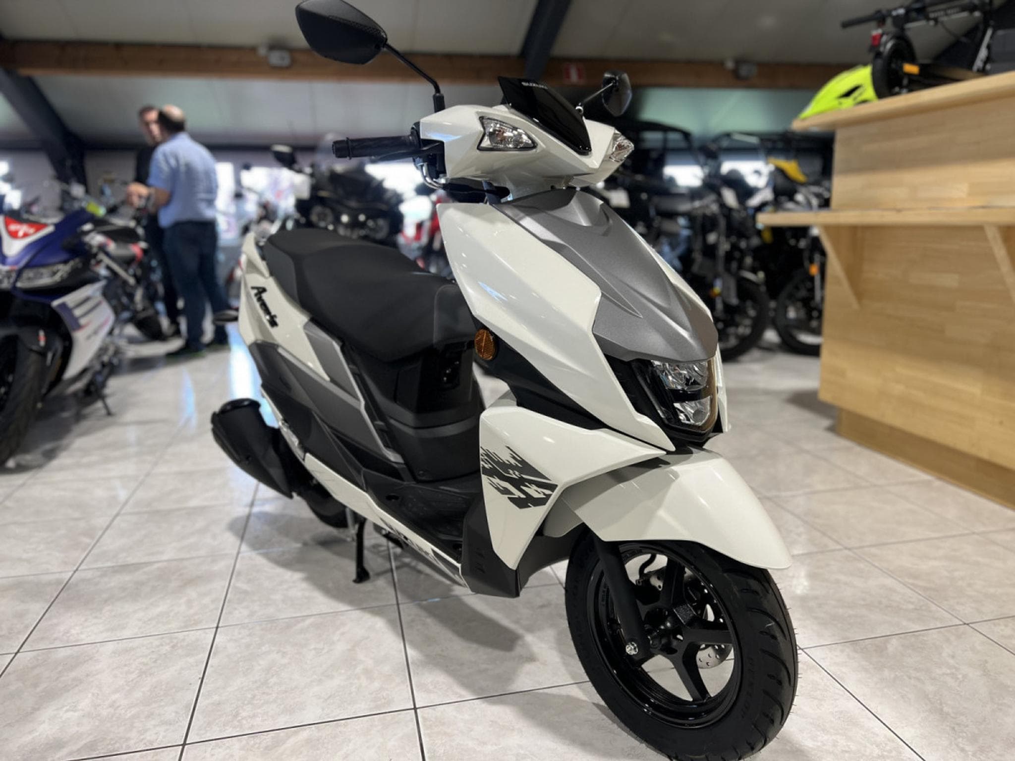 Suzuki Avenis 125 (2026) - Photo 6