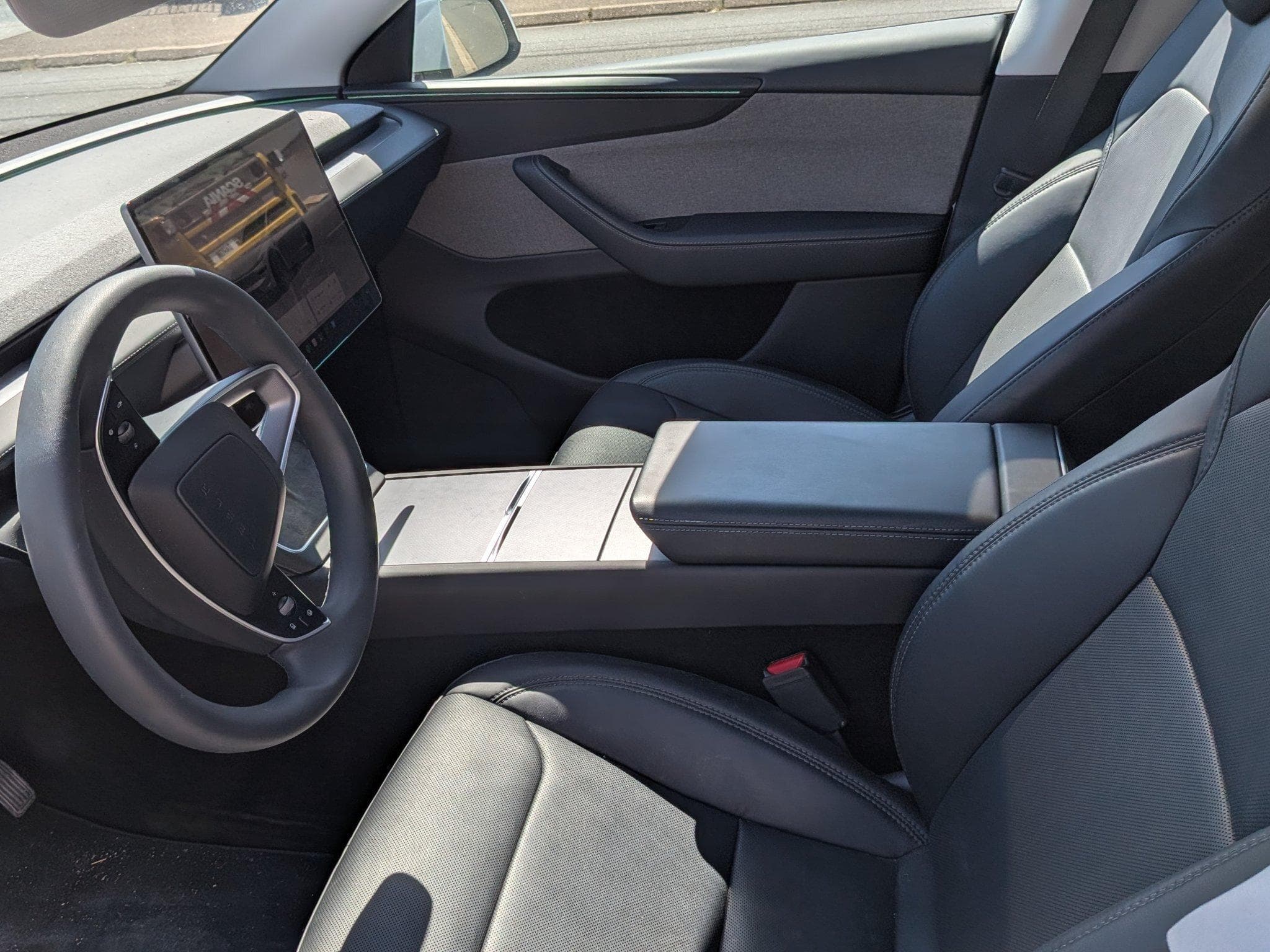 Tesla Model Y Long Range RWD (2025) - Foto 3