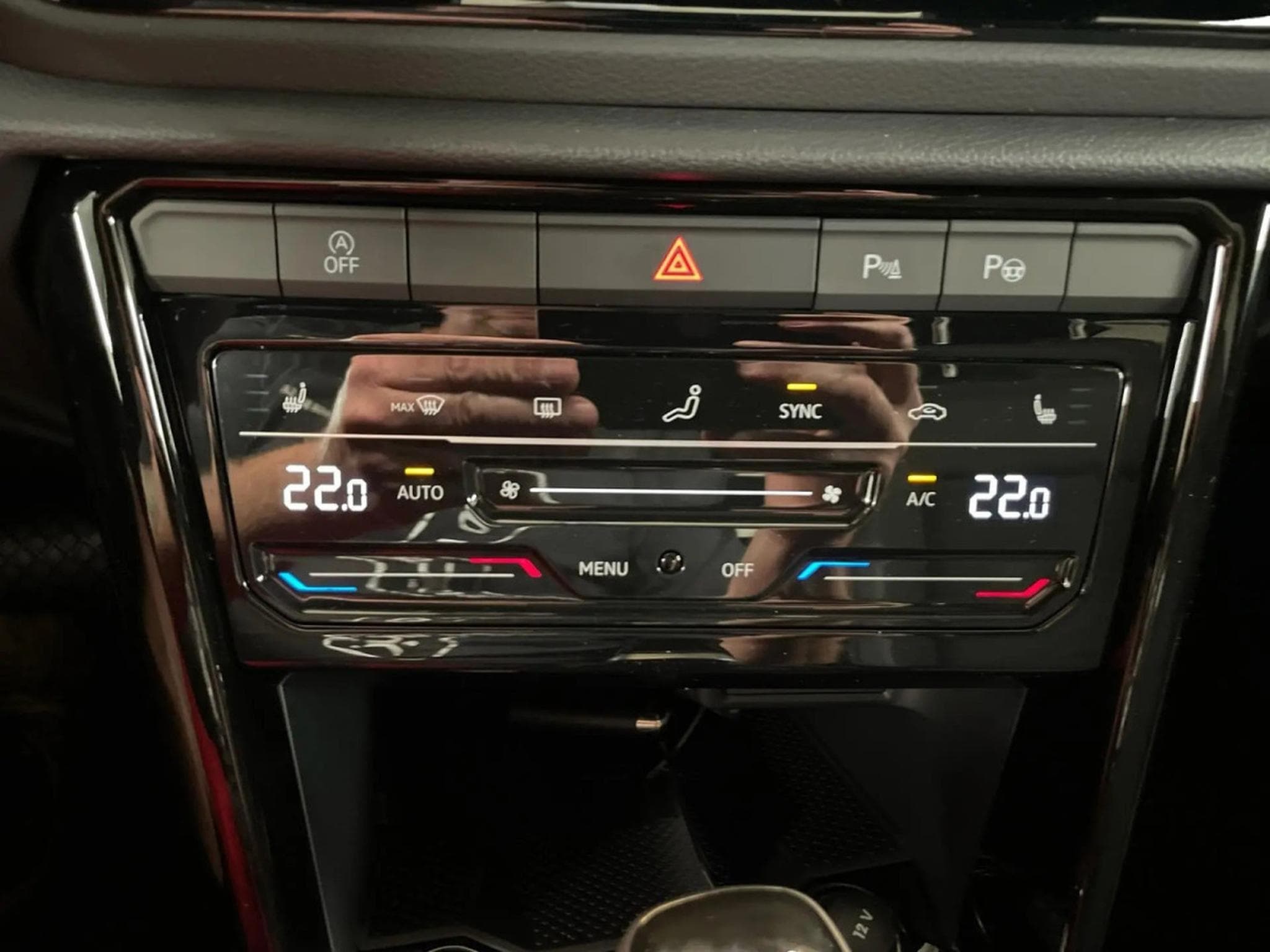 VW T-Roc Style Black Edition 1.5 TSI 110KW-150CV DSG7 - Toit Ouvrant (2025) - Photo 19