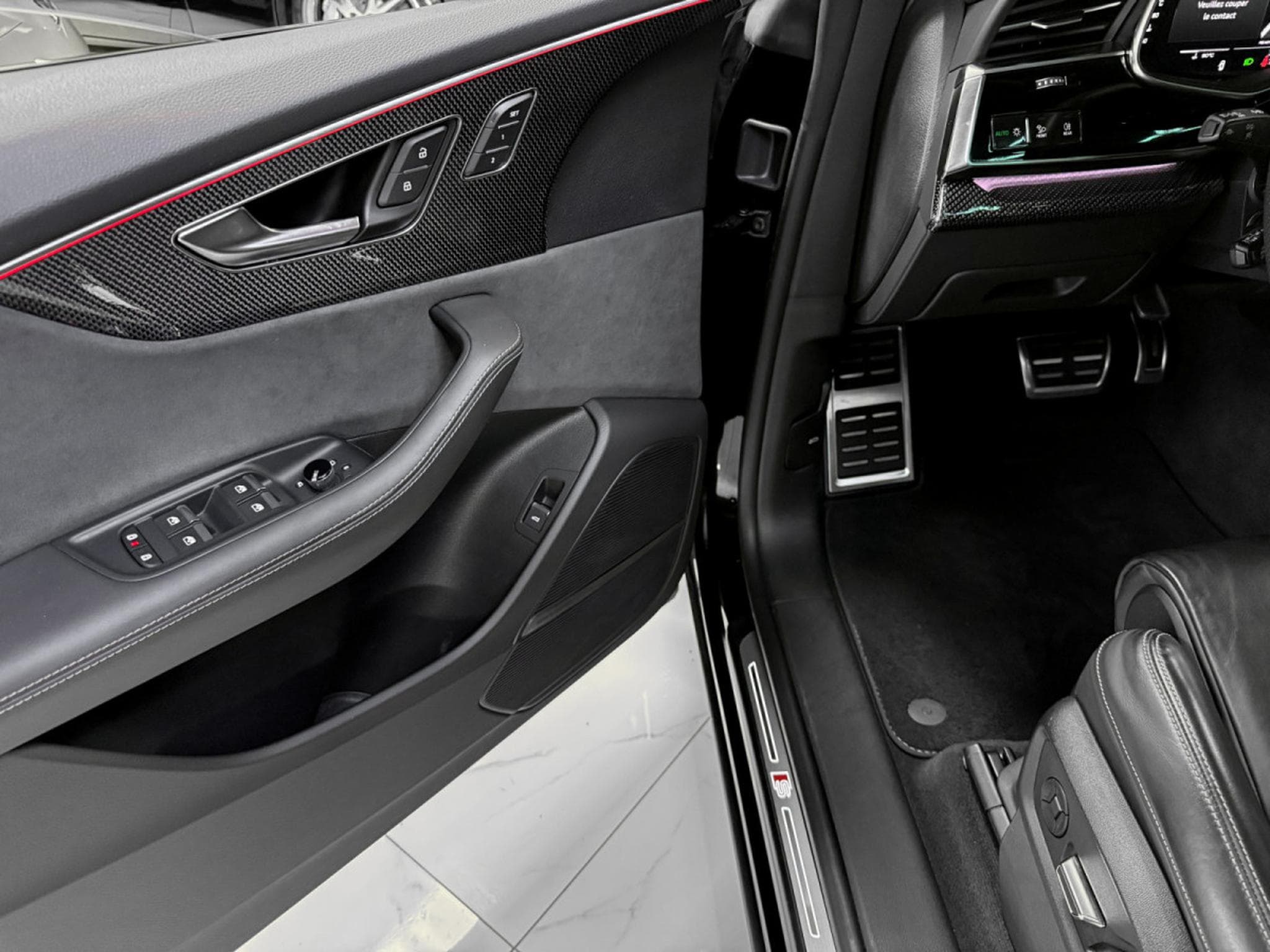 Audi SQ8 4.0 TFSI / MATRIX / B&O / PANO / HEAD-UP / 360° (2023) - Foto 16
