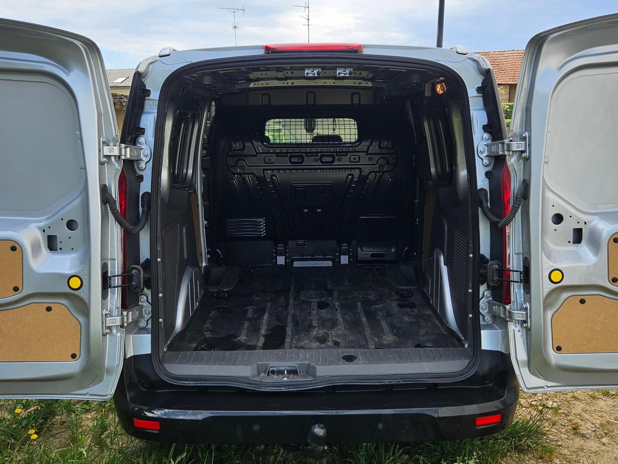 Ford Transit Connect L1 Trend 101 CV (2023) - Photo 9