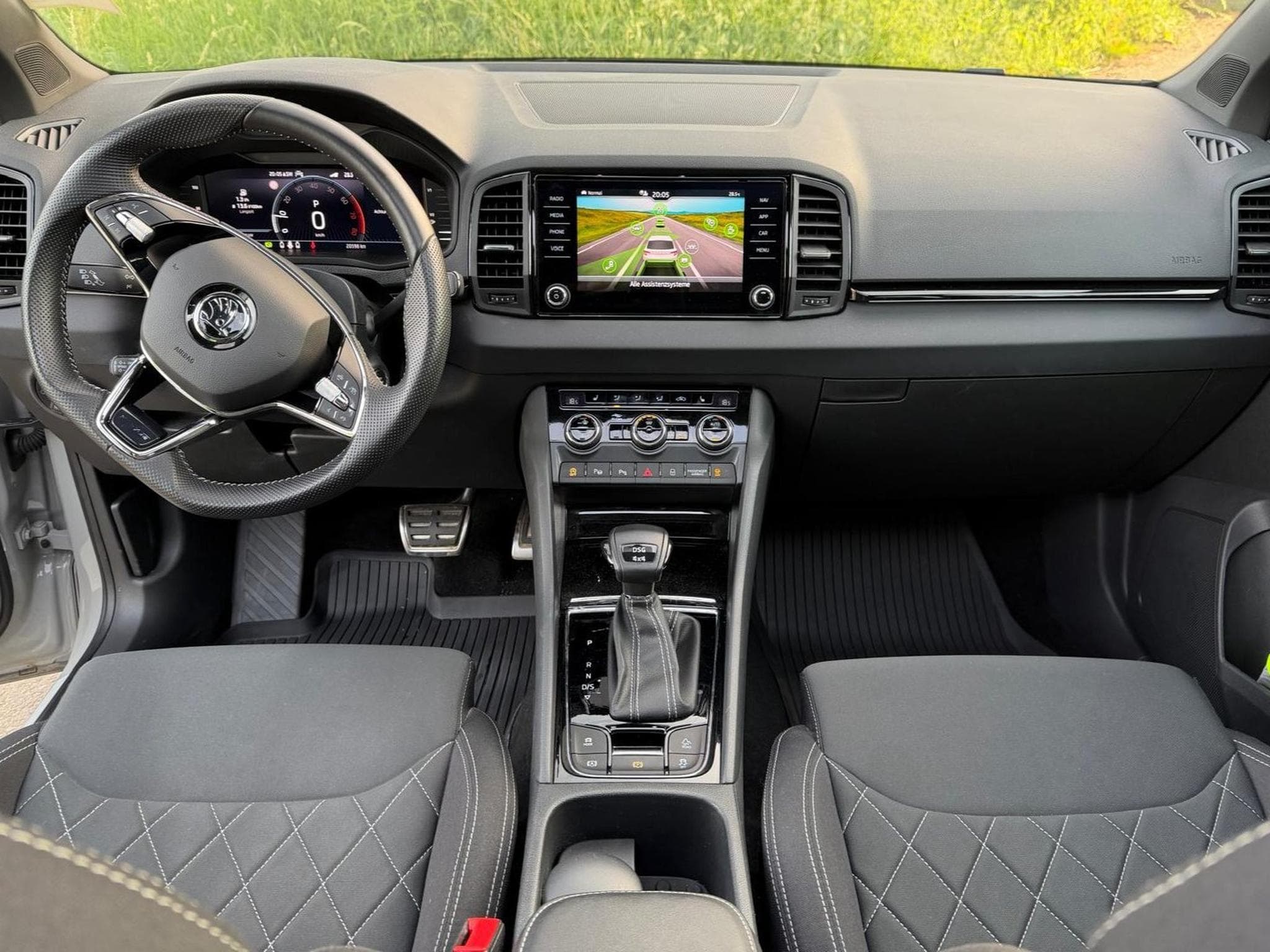 Skoda Karoq Sport Line (2022) - Photo 3
