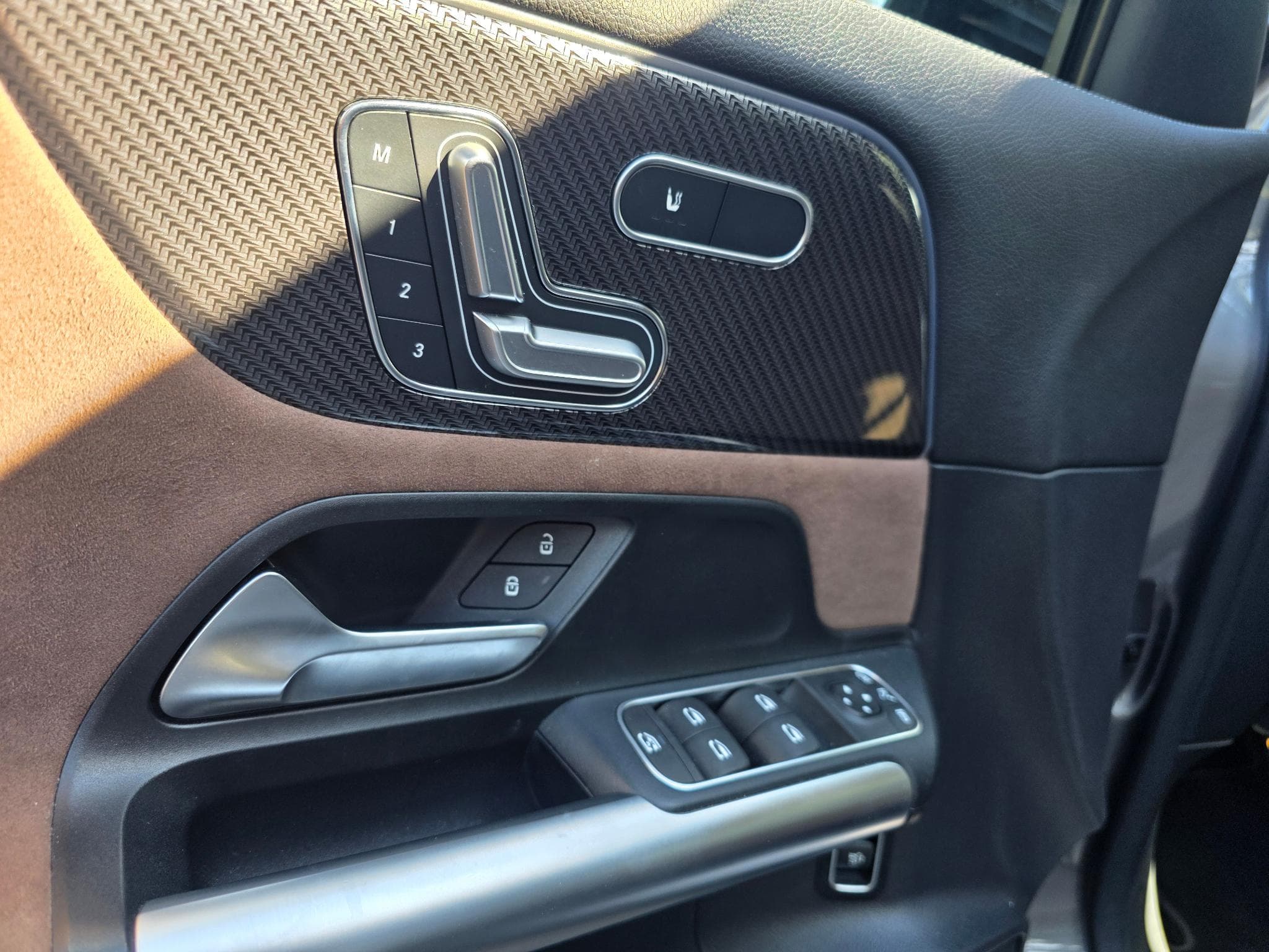 Mercedes GLA 35 AMG 4Matic Garantie 1ère main (2023) - Photo 12