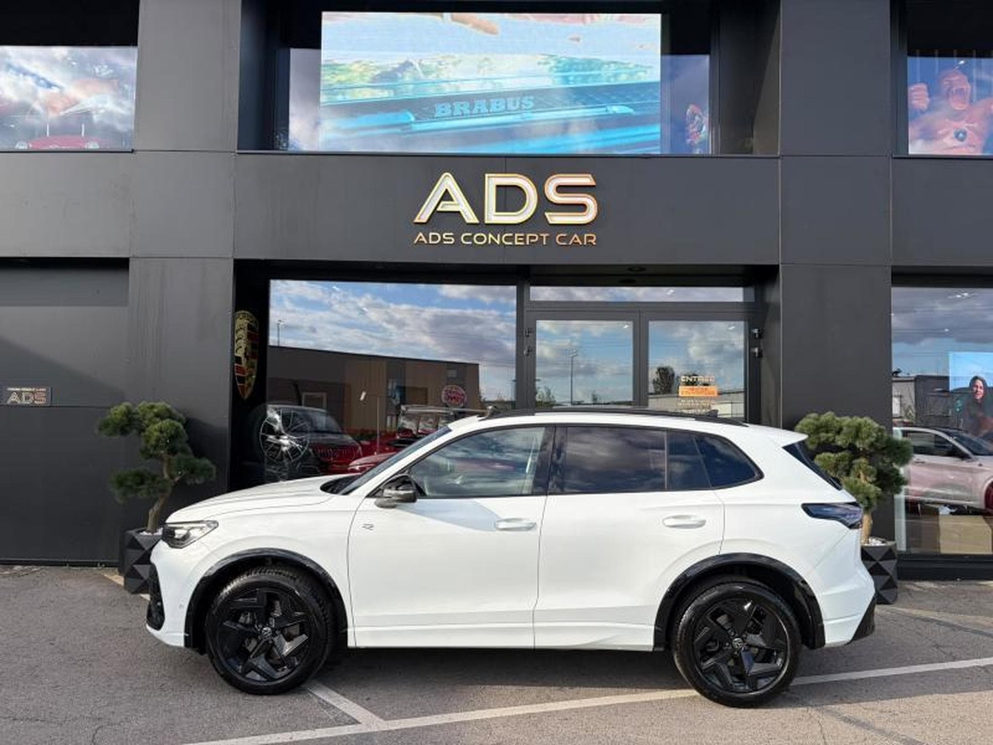 VW Tiguan IV R-Line 2.0 194ch/ACC/Toit Ouvrant Panoramique/Harman Kard (2024) - Photo 22