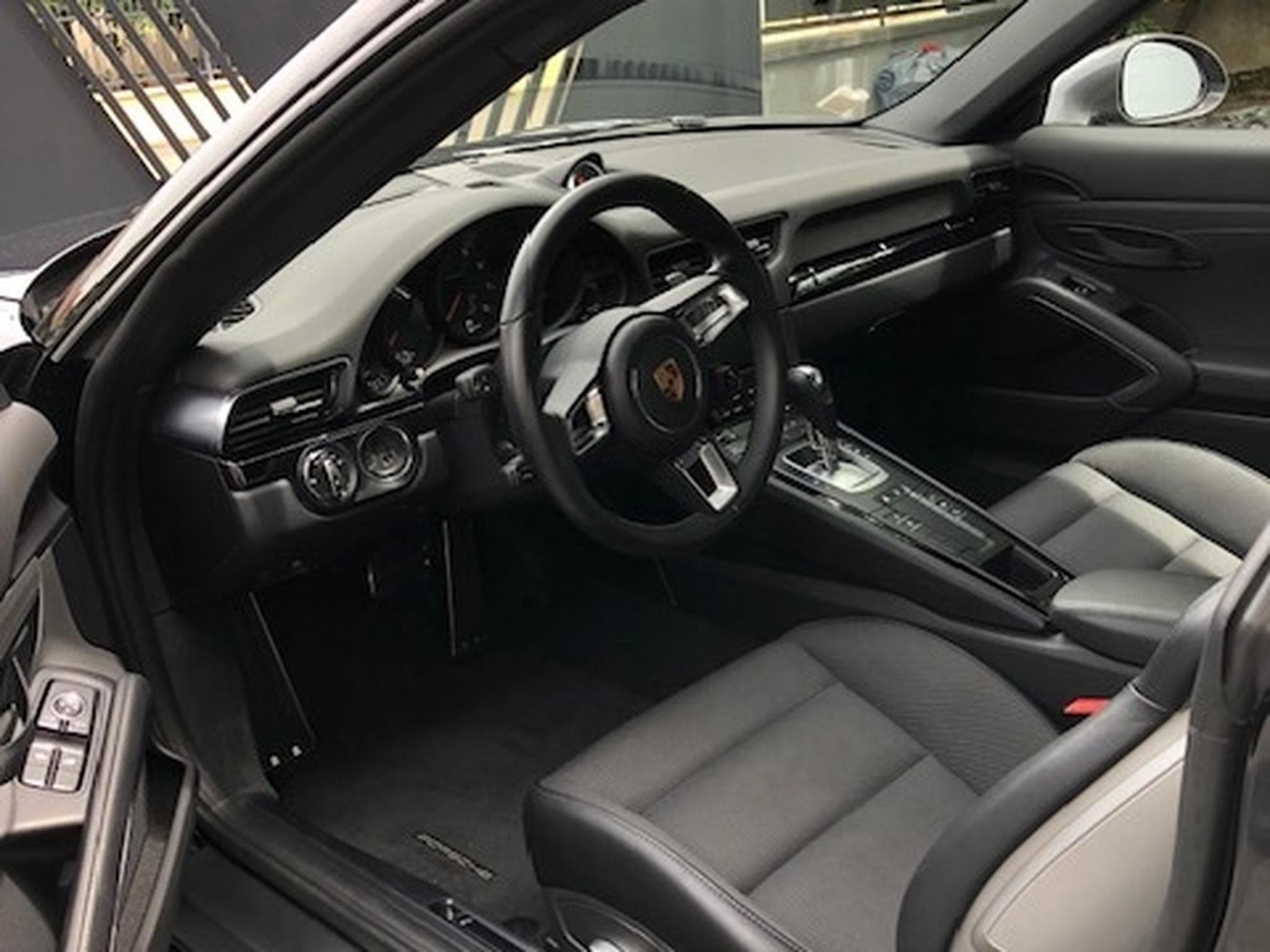 Porsche 911 911 Coupe 3.0 370ch T PDK (2018) - Foto 3