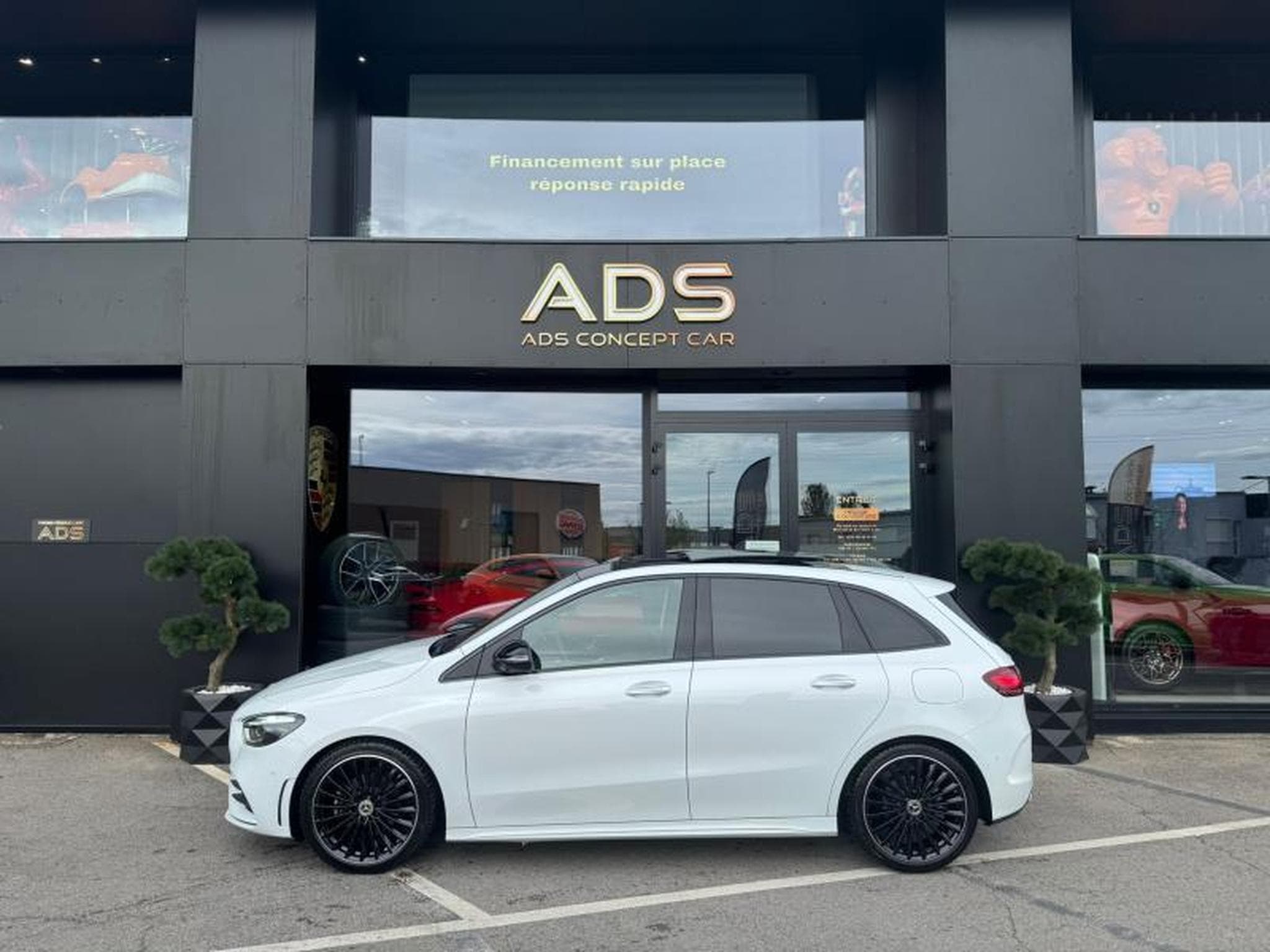 Mercedes B 180 Classe B 180d AMG Line/2.0 116ch/Toit Ouvrant/ATH (2023) - Foto 19