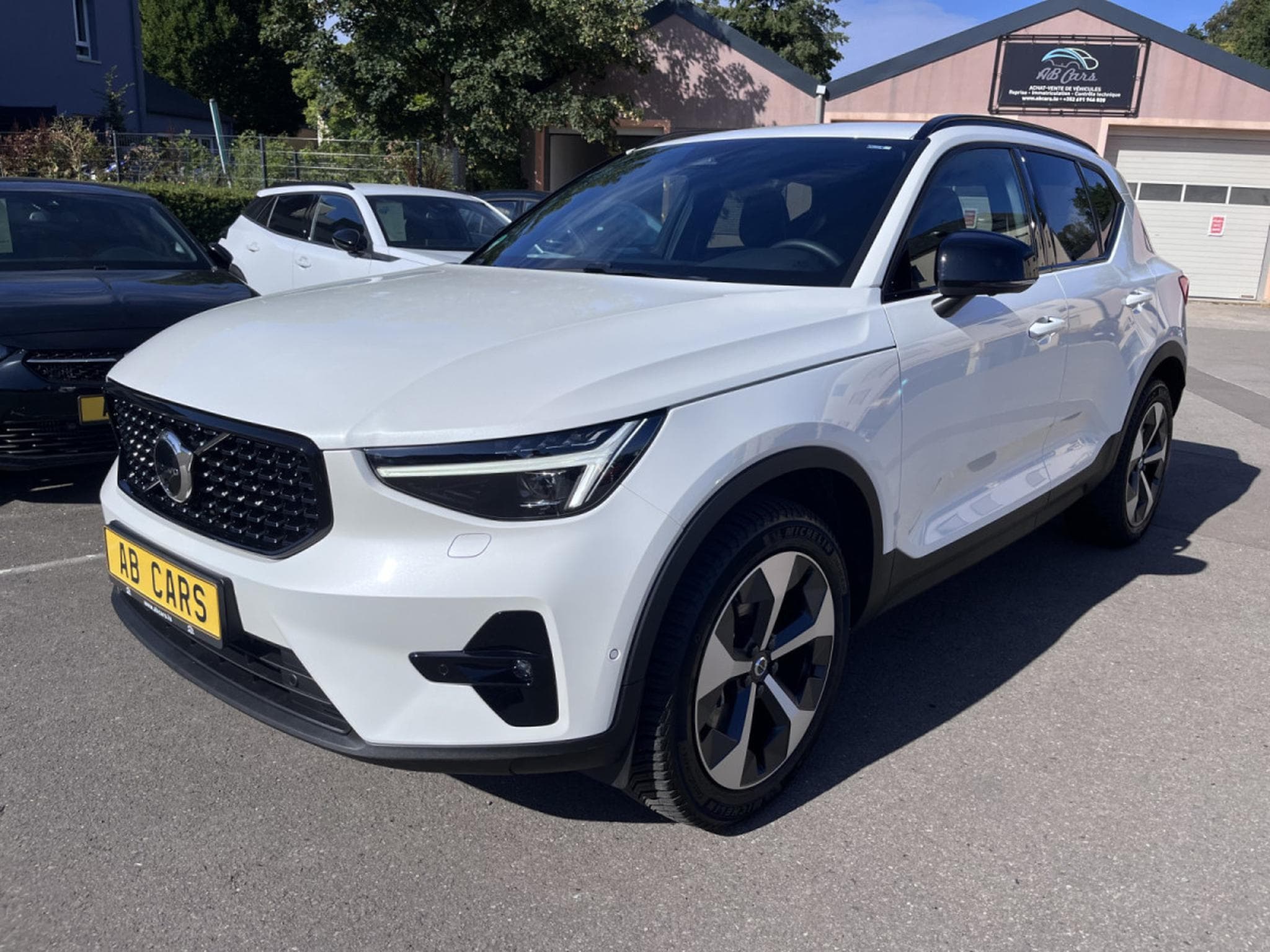 Volvo XC40 B3 Plus Dark DCT (2025) - Photo 29