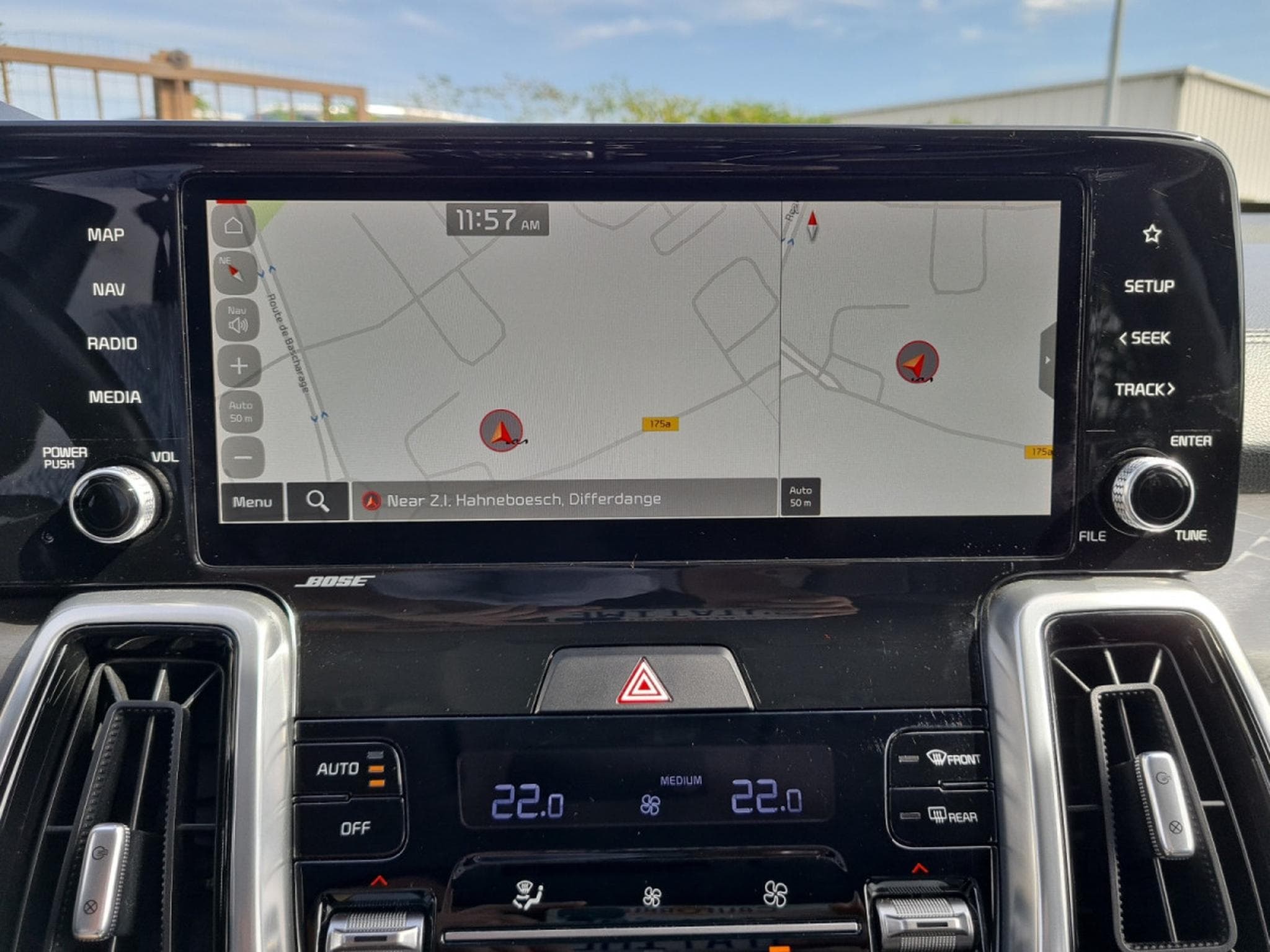 Kia Sorento 2.2 CRDi 2WD More (2023) - Foto 19